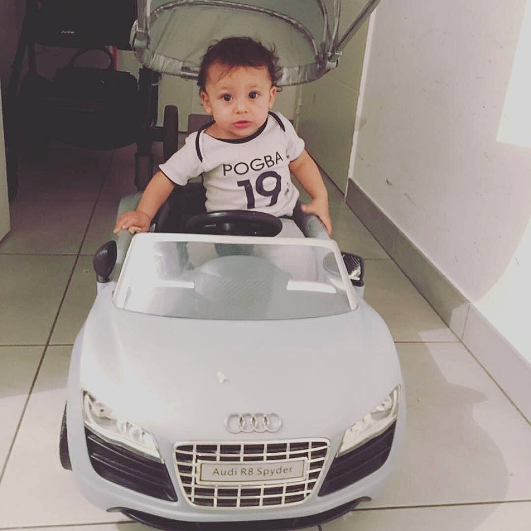 Ilyan a rejoint le concours — aidez-le/la à gagner de superbes lots ! audi, audi_r, automotive_design, automotive_exterior, bumper, car, executive_car, glass, hardware, hood, model_car, motor_vehicle, person, personal_luxury_car, sports_car, supercar, vehicle, window