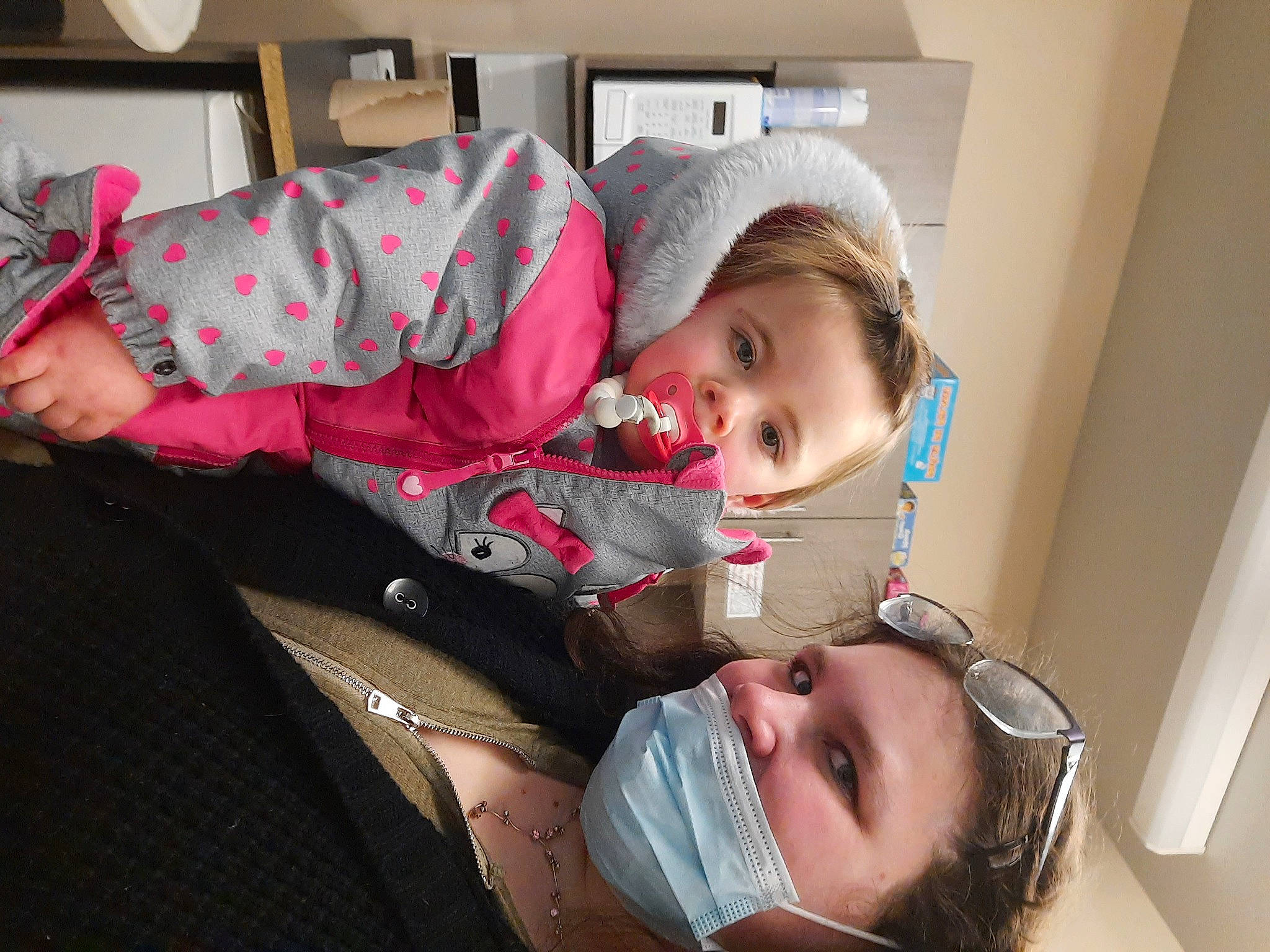 Kaéla participe au concours pour gagner de l'argent avec cette photo : baby, baby_toddler_clothing, child, dentistry, eye, eyelash, face, nose, person, throat, toddler, tongue, tooth