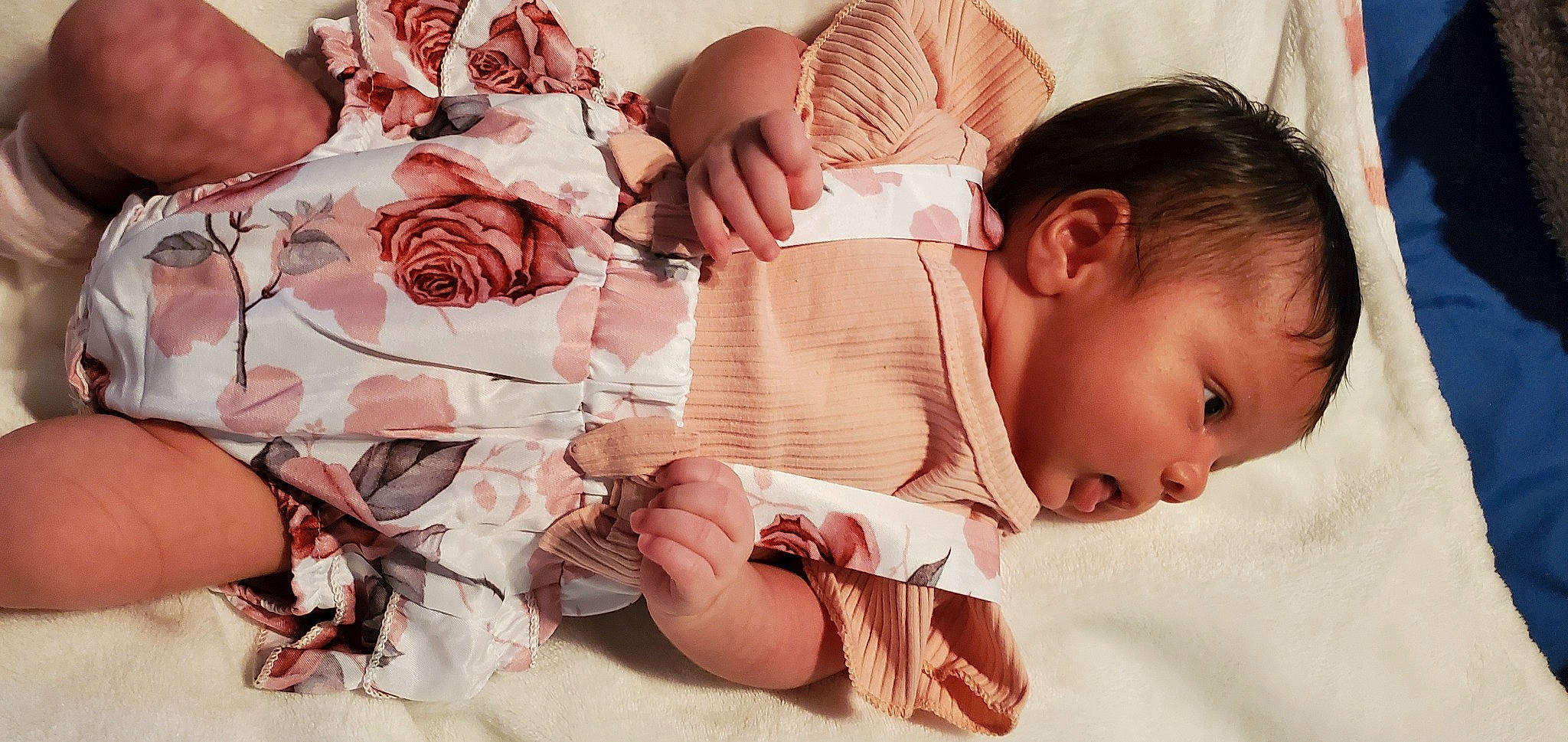 Serafina is registered to the contest to win money with this photo: baby, baby_sleeping, baby_toddler_clothing, beauty, child, comfort, eyelash, flower, happy, nail, pattern, peach, person, petal, pink, plant, rose, rose_family, rose_order, skin