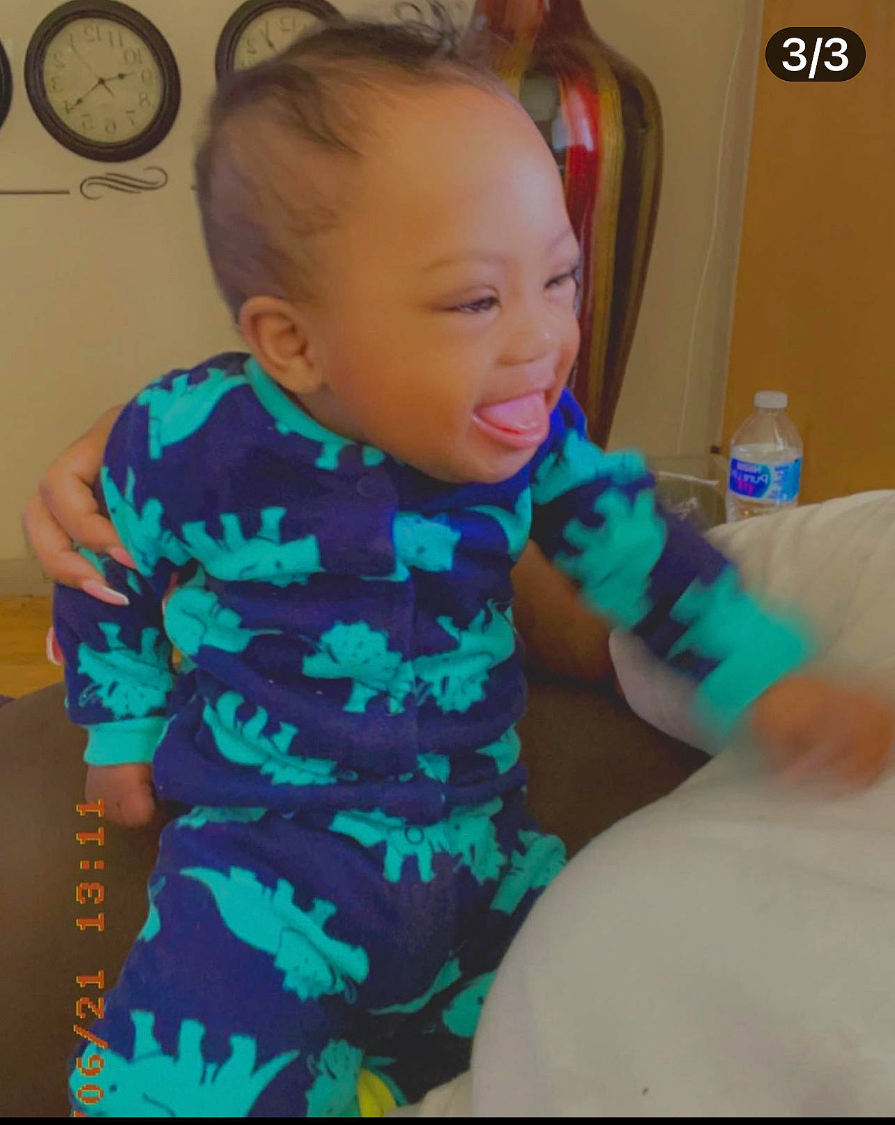Lamar joined the competition — help win amazing prizes! azure, baby_toddler_clothing, clock, finger, gesture, hairstyle, happy, head, iris, joint, mouth, muscle, neck, person, shoulder, skin, sleeve, smile, t_shirt, thigh