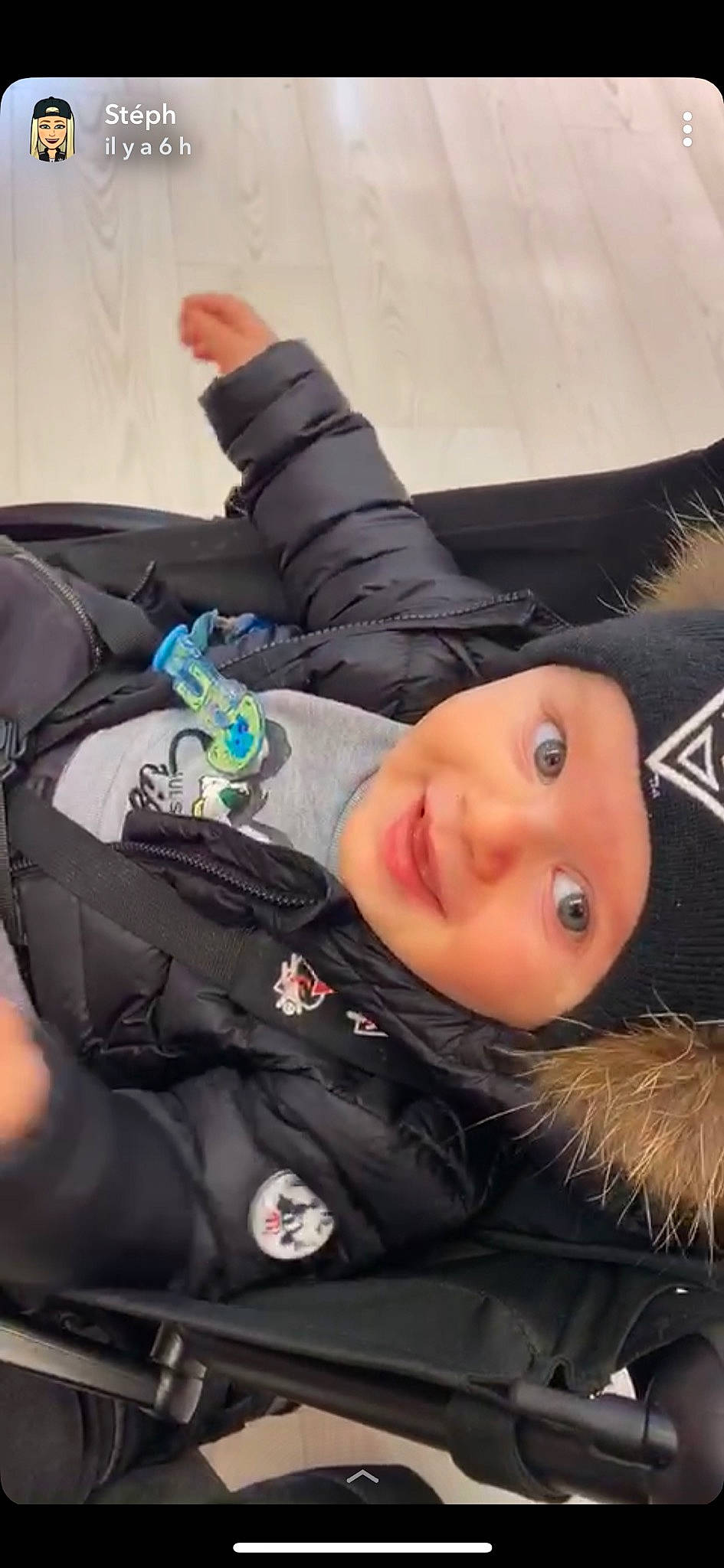 Dan participe au concours pour gagner de l'argent avec cette photo : baby, child, headwear, person, toddler