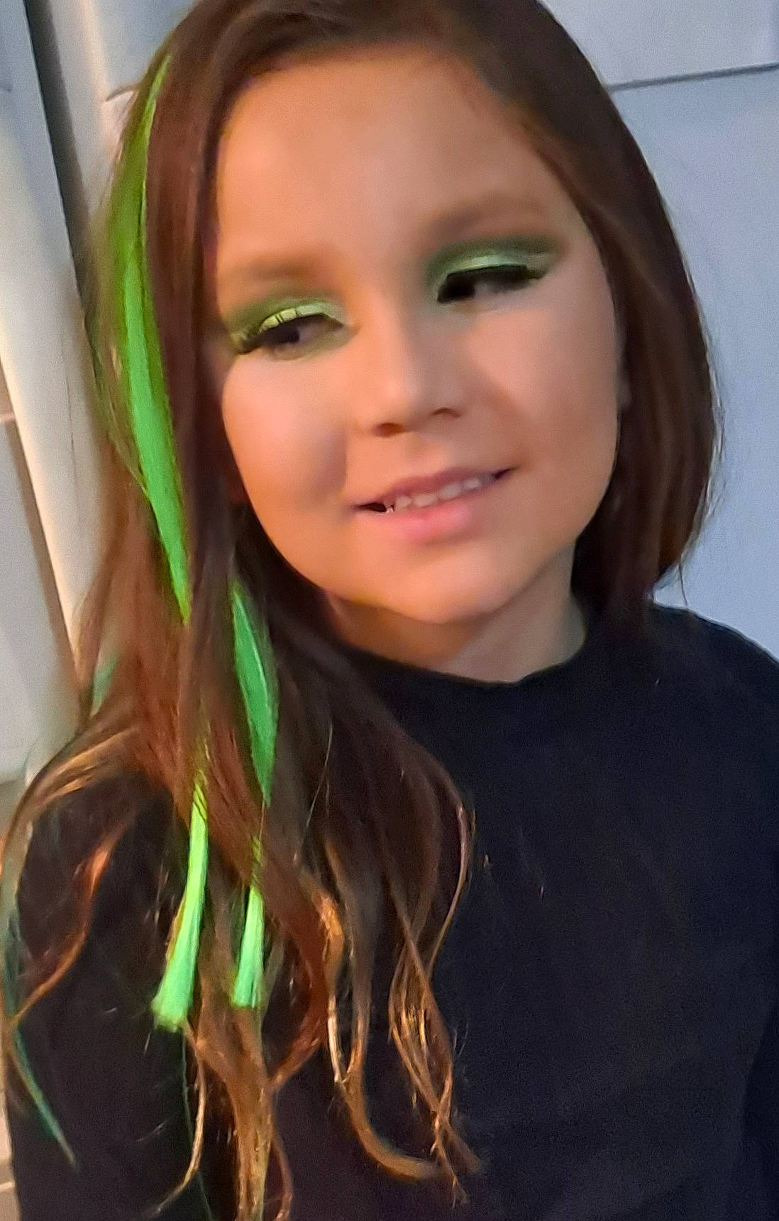 Leticia is registered to the contest to win money with this photo: artificial_hair_integrations, bangs, black_hair, eye, eyebrow, eyelash, flash_photography, forehead, fun, hair, happy, head, iris, jaw, joy, layered_hair, lip, makeover, nose, person