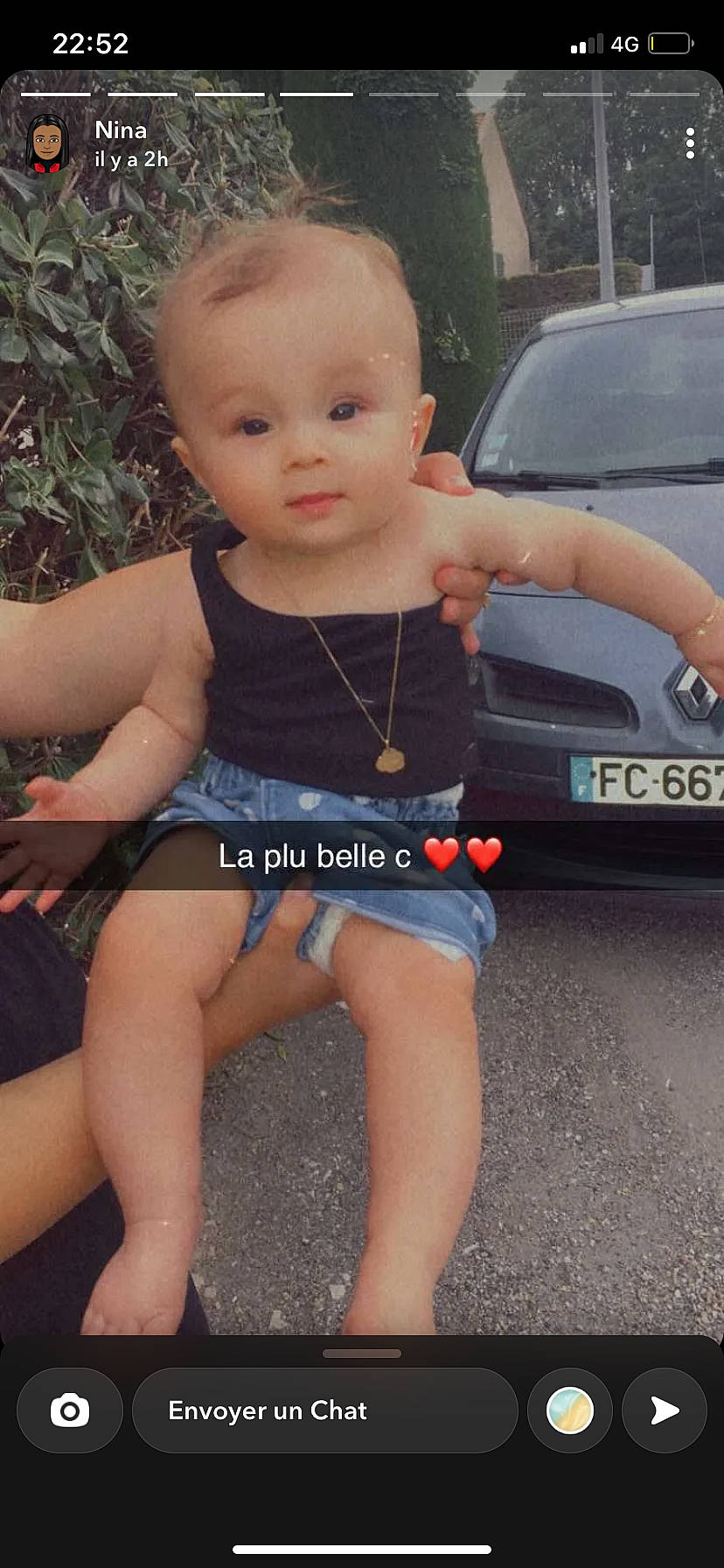 Sinaï a rejoint le concours — aidez-le/la à gagner de superbes lots ! automotive_lighting, automotive_tire, baby_toddler_clothing, bumper, car, chest, cool, face, finger, grass, hood, human_leg, leg, leisure, motor_vehicle, person, thigh, thumb, toddler, trunk