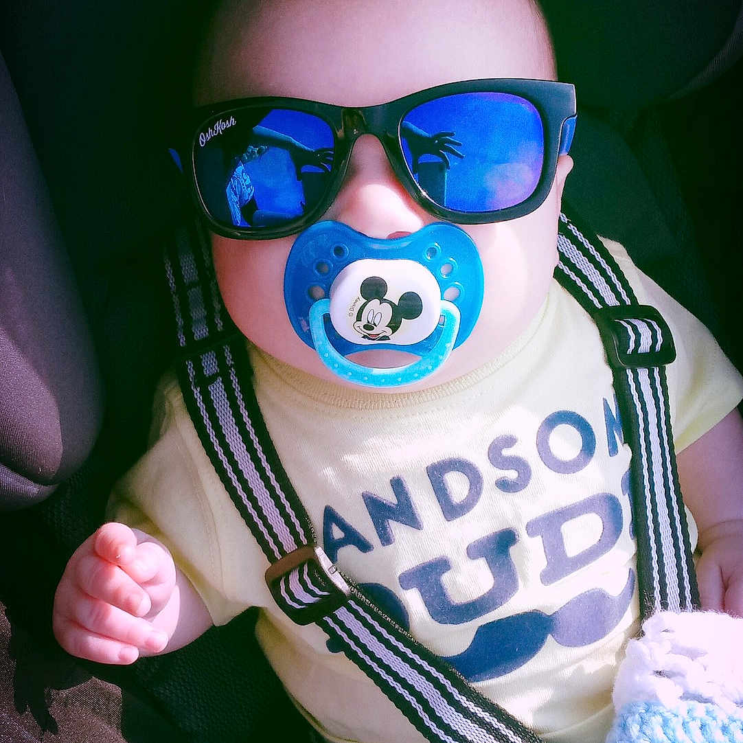Bryant joined the competition — help win amazing prizes! blue, color, cool, glasses, vision_care