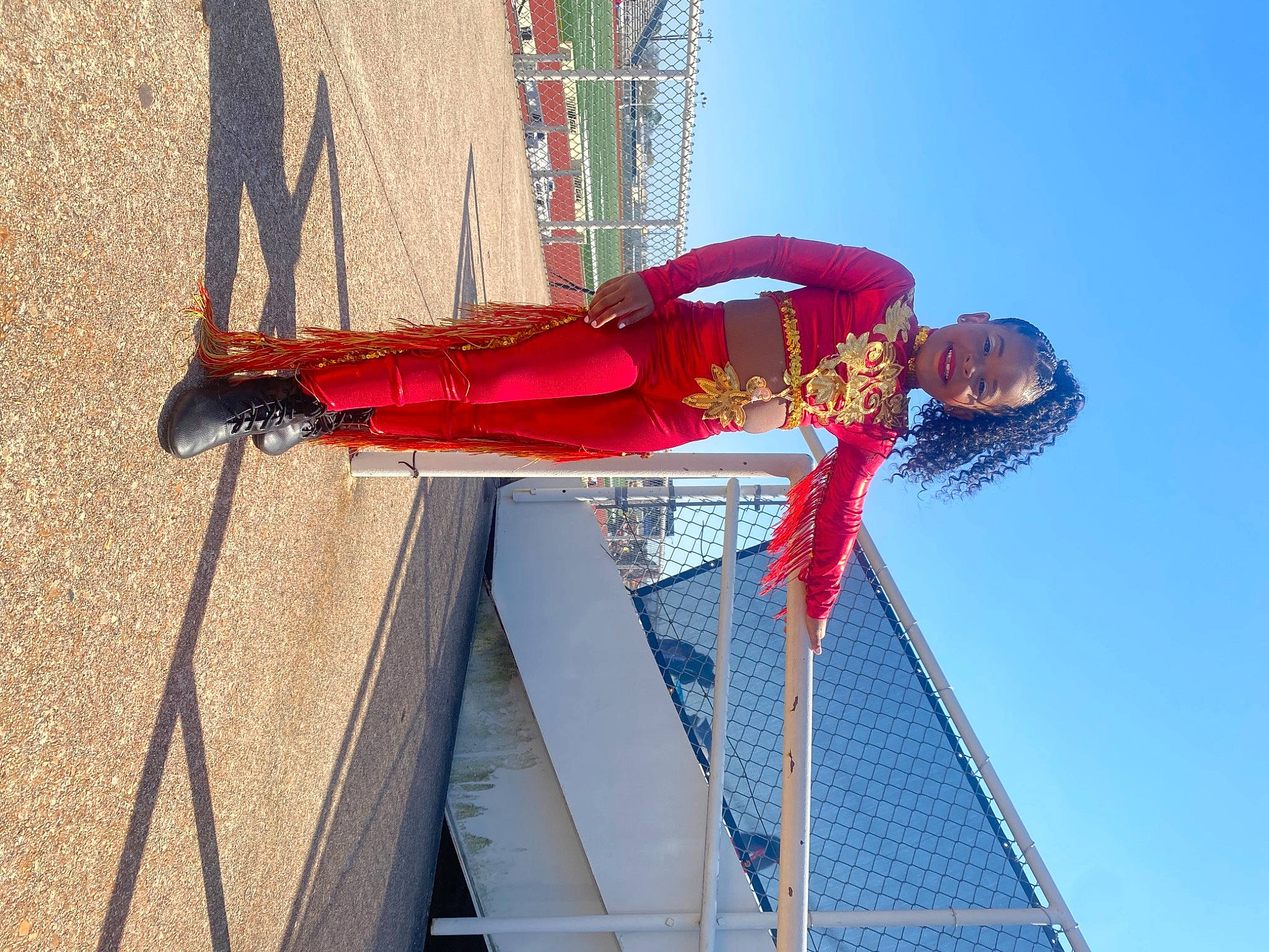 Loyalty is registered to the contest to win money with this photo: blue, carmine, elbow, electric_blue, fun, human_leg, joy, leisure, line, person, recreation, red, rope, sky, thigh, tree, water, watercraft, wire