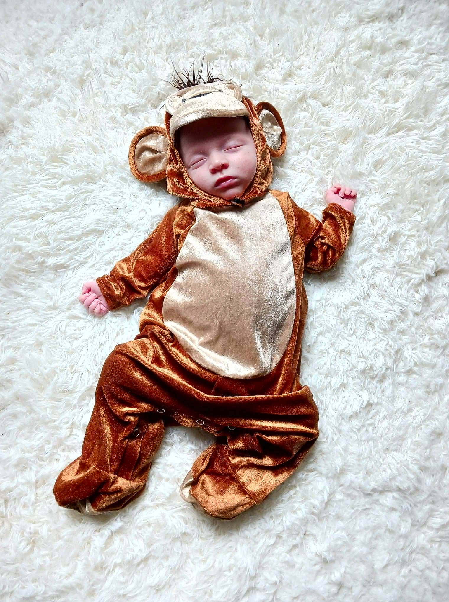 Linkin joined the competition — help win amazing prizes! baby, baby_toddler_clothing, body_jewelry, child, costume, costume_hat, eye, fashion_accessory, fictional_character, jewellery, metal, peach, person, personal_protective_equipment, sitting, sleeve, toddler, wood