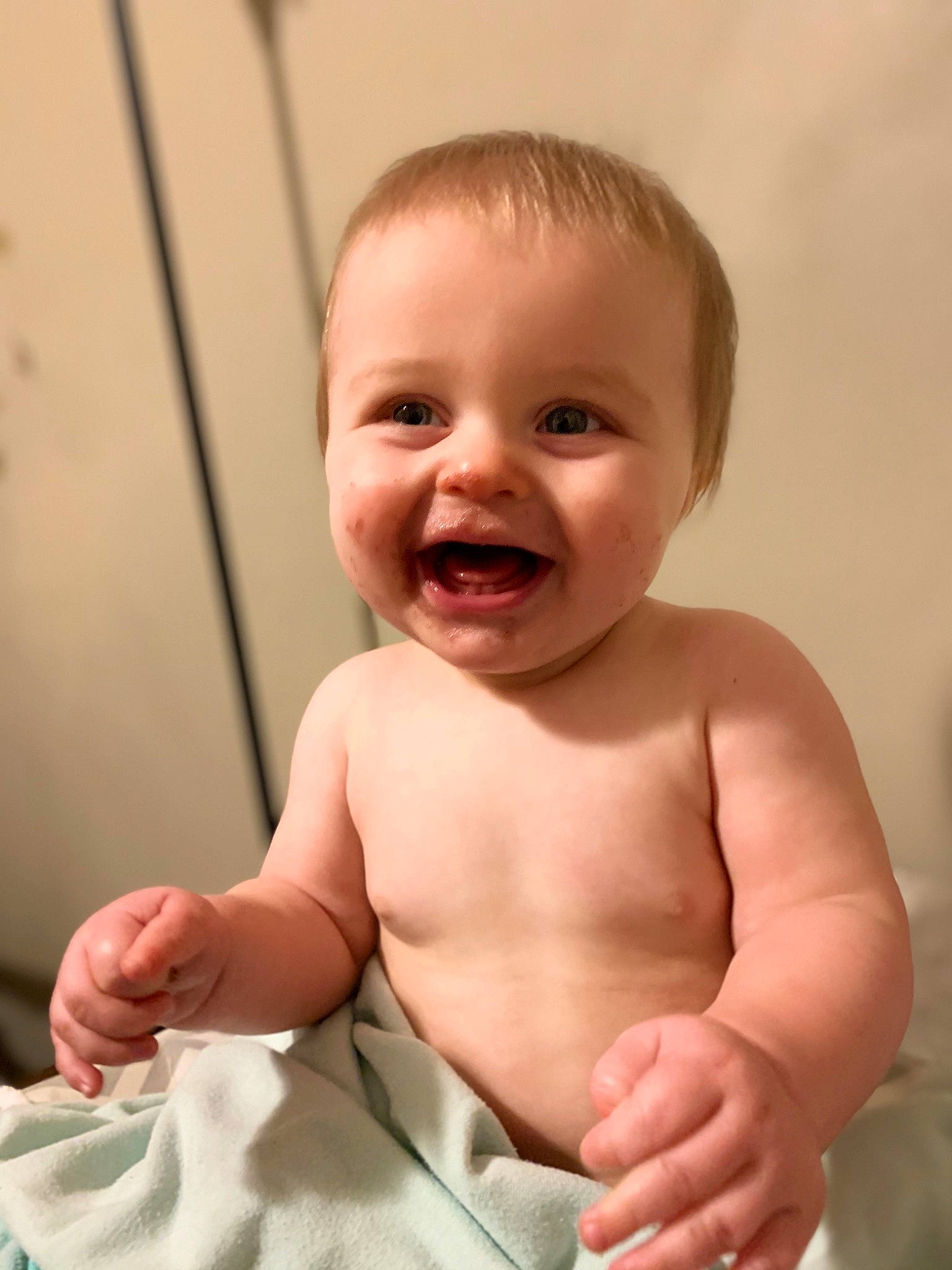 Kaiden is registered to the contest to win money with this photo: baby_toddler_clothing, cheek, chin, eye, eyebrow, face, finger, gesture, happy, human_body, iris, joy, lip, mouth, muscle, neck, nose, person, skin, sleeve