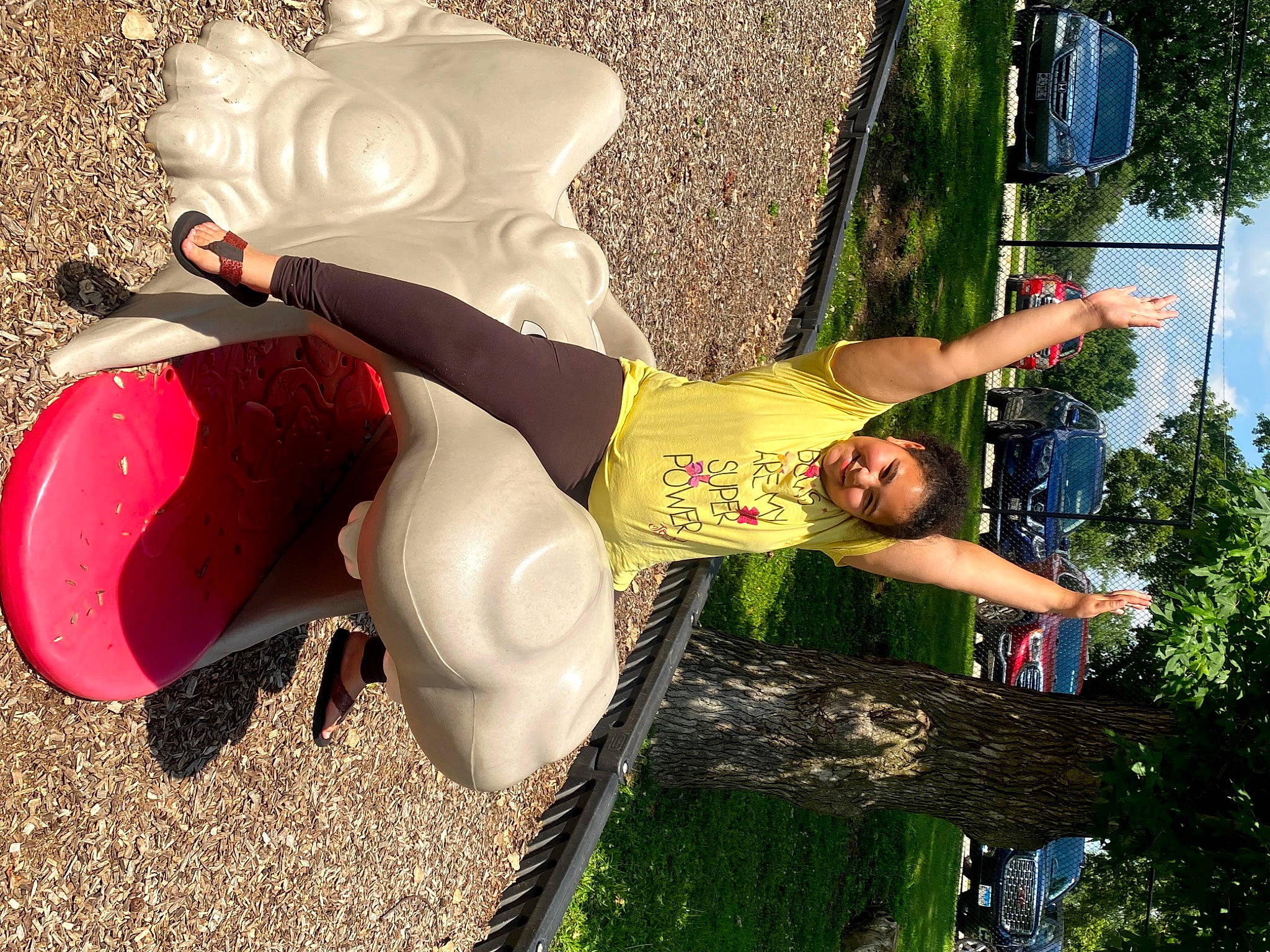 Ashlynn is registered to the contest to win money with this photo: abdomen, arm, carmine, chest, fun, grass, happy, human_leg, joy, knee, leg, leisure, people_in_nature, person, physical_fitness, plant, sandal, sportswear, summer, thigh