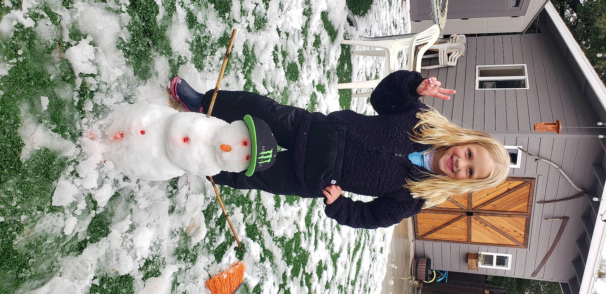 Eva joined the competition — help win amazing prizes! event, fir, freezing, fun, happy, holiday, joy, leisure, person, plant, playing_in_the_snow, recreation, smile, snow, snowman, tree, white, window, winter