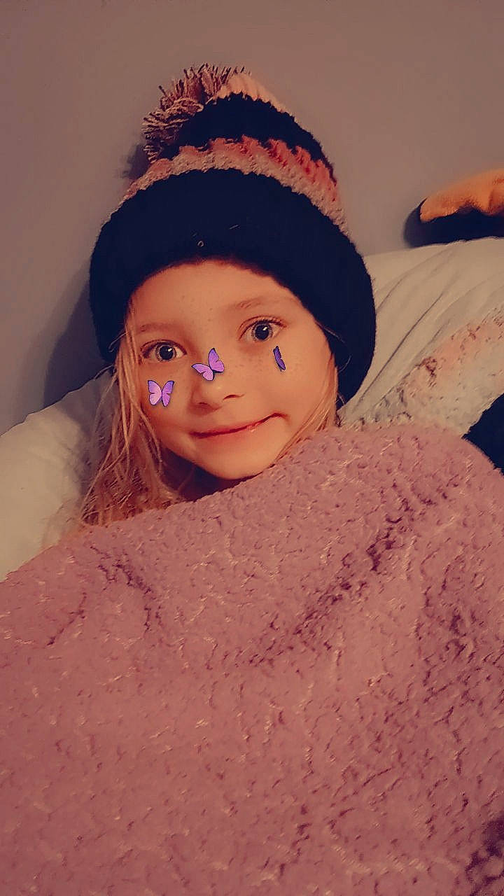 Averianna is registered to the contest to win money with this photo: cap, child, chin, eye, eyebrow, eyelash, fashion_design, happy, headgear, headwear, iris, lip, nose, organ, person, pink, skin, sleeve, smile, textile