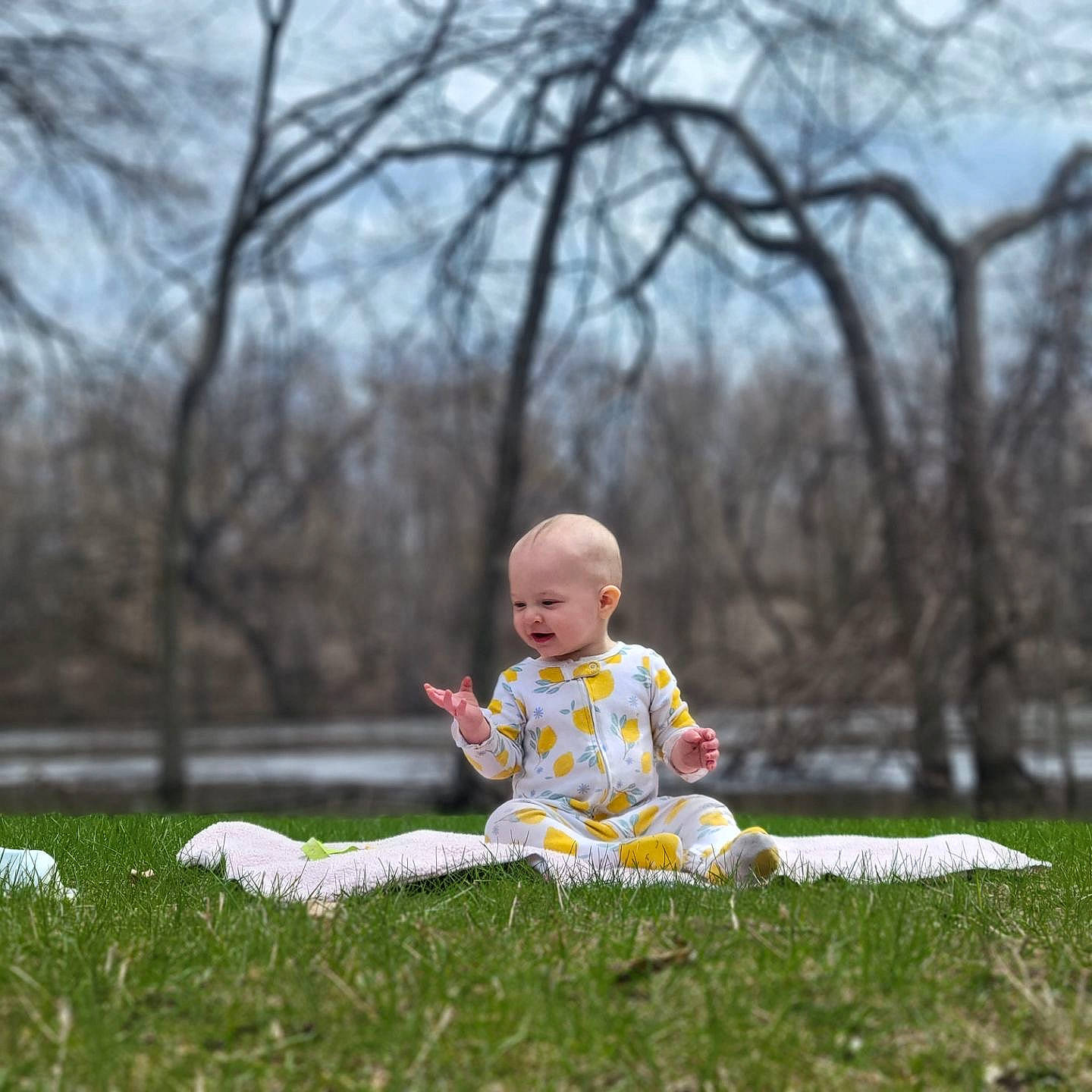 Azalea is registered to the contest to win money with this photo: baby, baby_toddler_clothing, child, flash_photography, grass, grass_family, grassland, happy, lawn, leisure, meadow, people_in_nature, person, plant, playing_with_kids, recreation, sitting, sky, smile, toddler