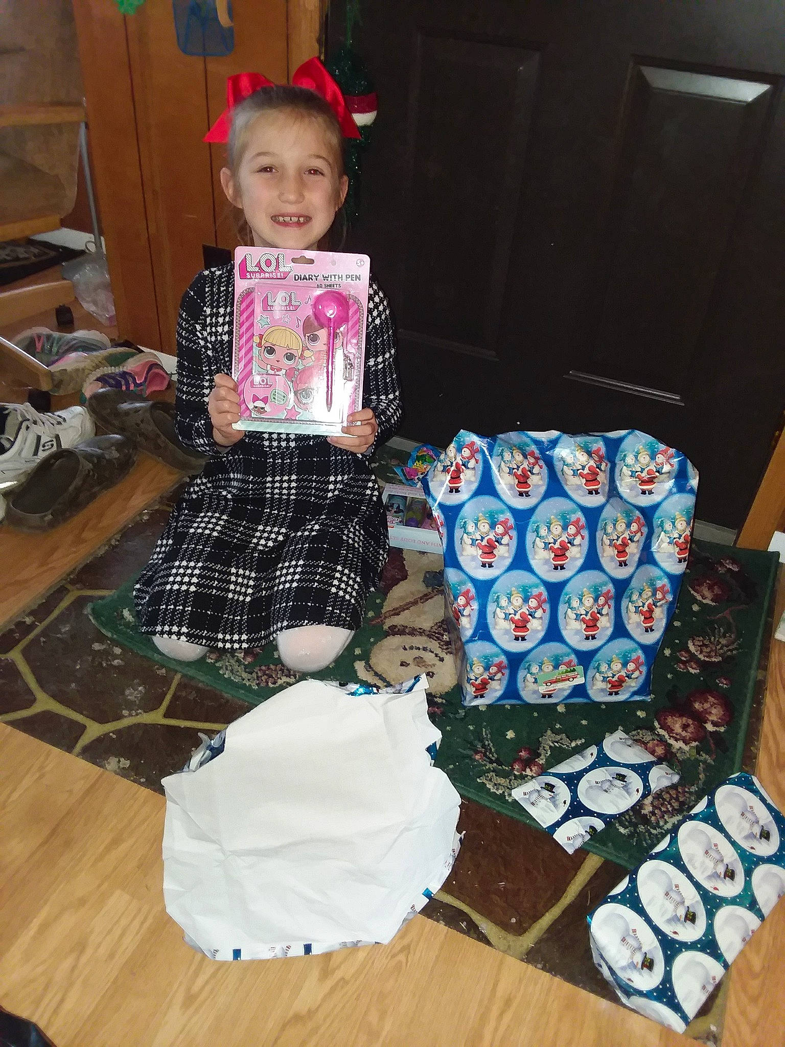 Aaliyah joined the competition — help win amazing prizes! design, joy, material, pattern, person, product, textile, toddler