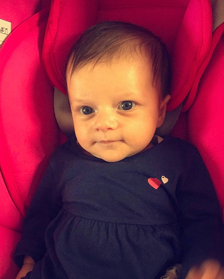 Maëlya participe au concours pour gagner de l'argent avec cette photo : baby, beauty, cheek, child, chin, eye, eyebrow, face, facial_expression, forehead, hair, head, iris, lip, nose, person, pink, product, red, skin