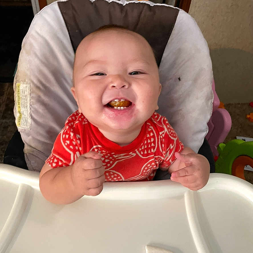 Levi is registered to the contest to win money with this photo: baby, babylaughing, bathing, bathtub, bodypart, cutlery, face, finger, furniture, hand, happy, head, laughing, mouth, person, photography, portrait, smile, spoon, tub