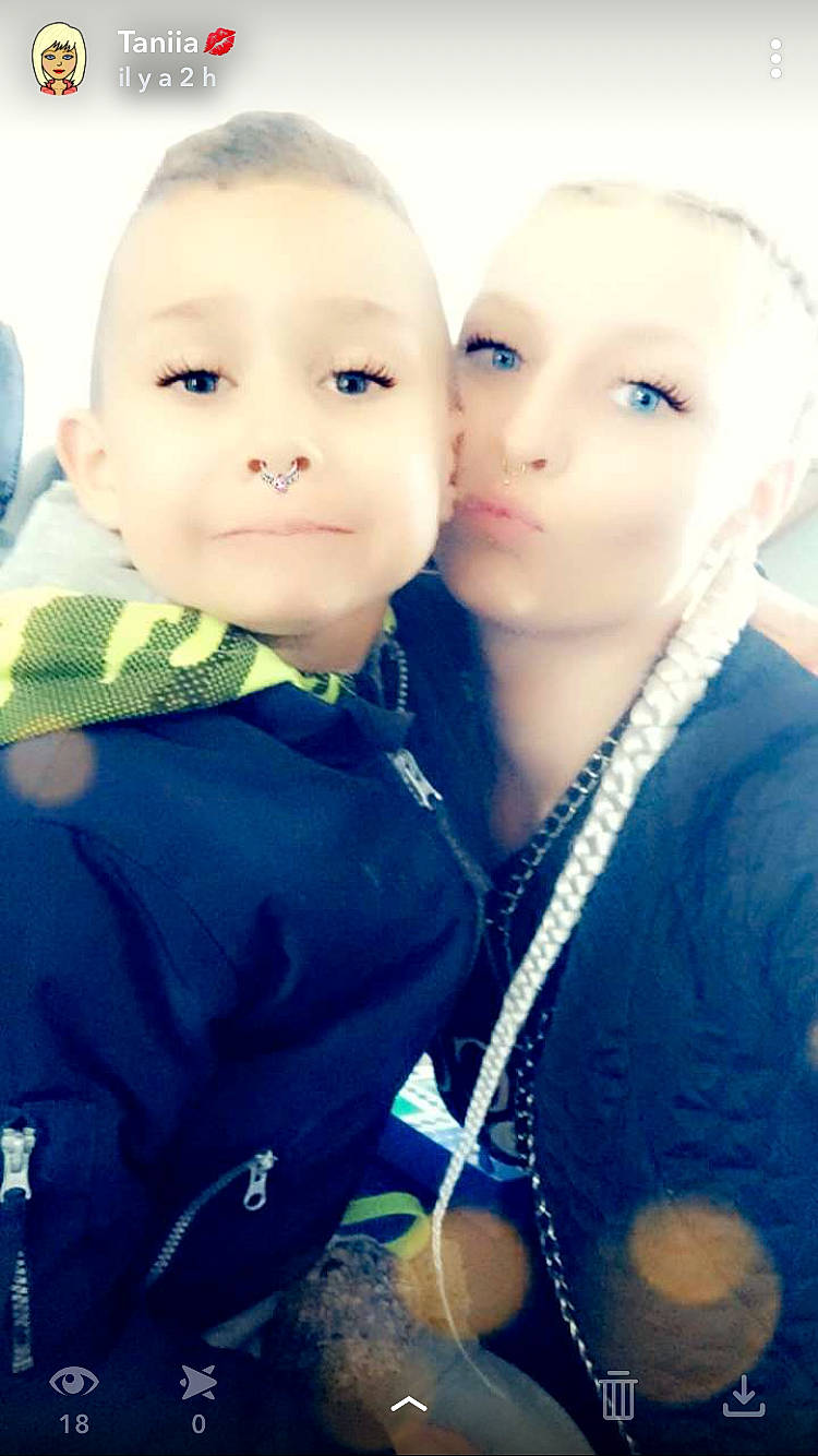 Shèïm participe au concours pour gagner de l'argent avec cette photo : cheek, child, eye, face, forehead, gesture, head, nose, person, skin, smile, toddler