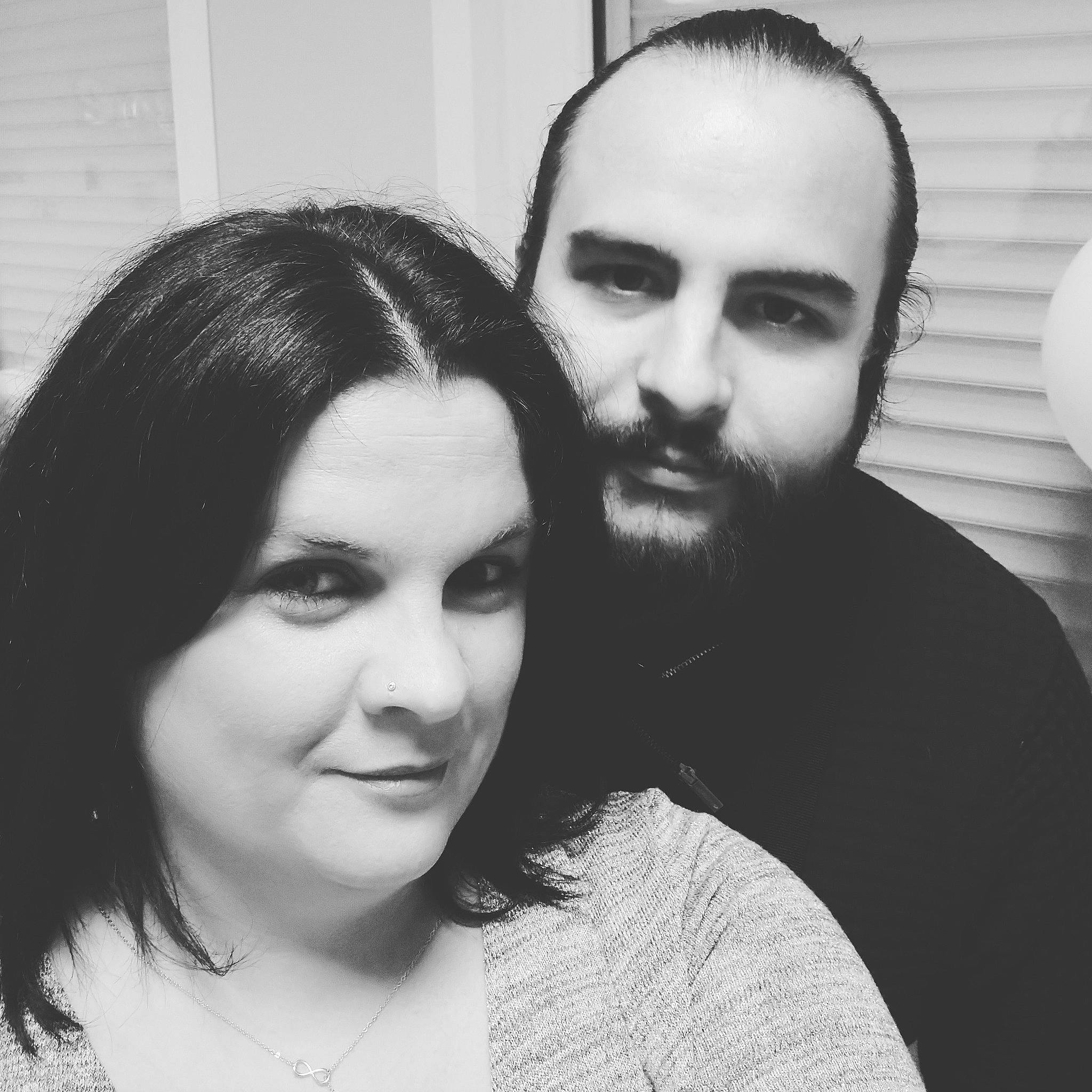 Odin participe au concours pour gagner de l'argent avec cette photo : beard, beauty, black, black_and_white, eye, eyebrow, face, facial_hair, forehead, hair, hairstyle, head, love, monochrome, nose, people, person, photograph, photography, snapshot