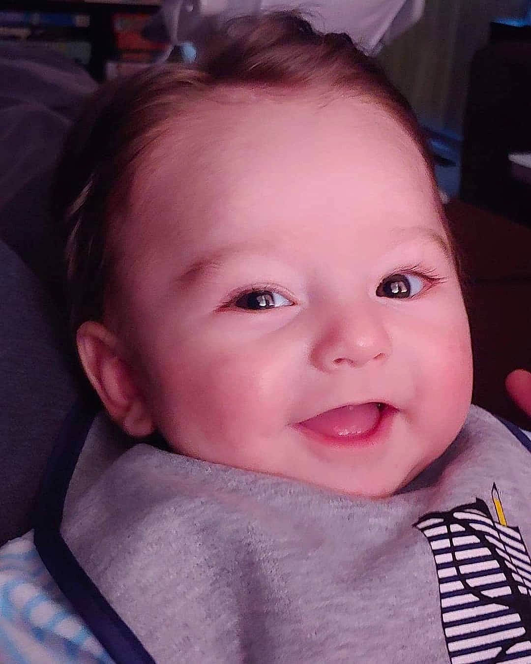 Evander is registered to the contest to win money with this photo: baby, beauty, cheek, child, chin, ear, eye, eyebrow, face, facial_expression, forehead, head, iris, lip, mouth, nose, organ, person, skin, smile