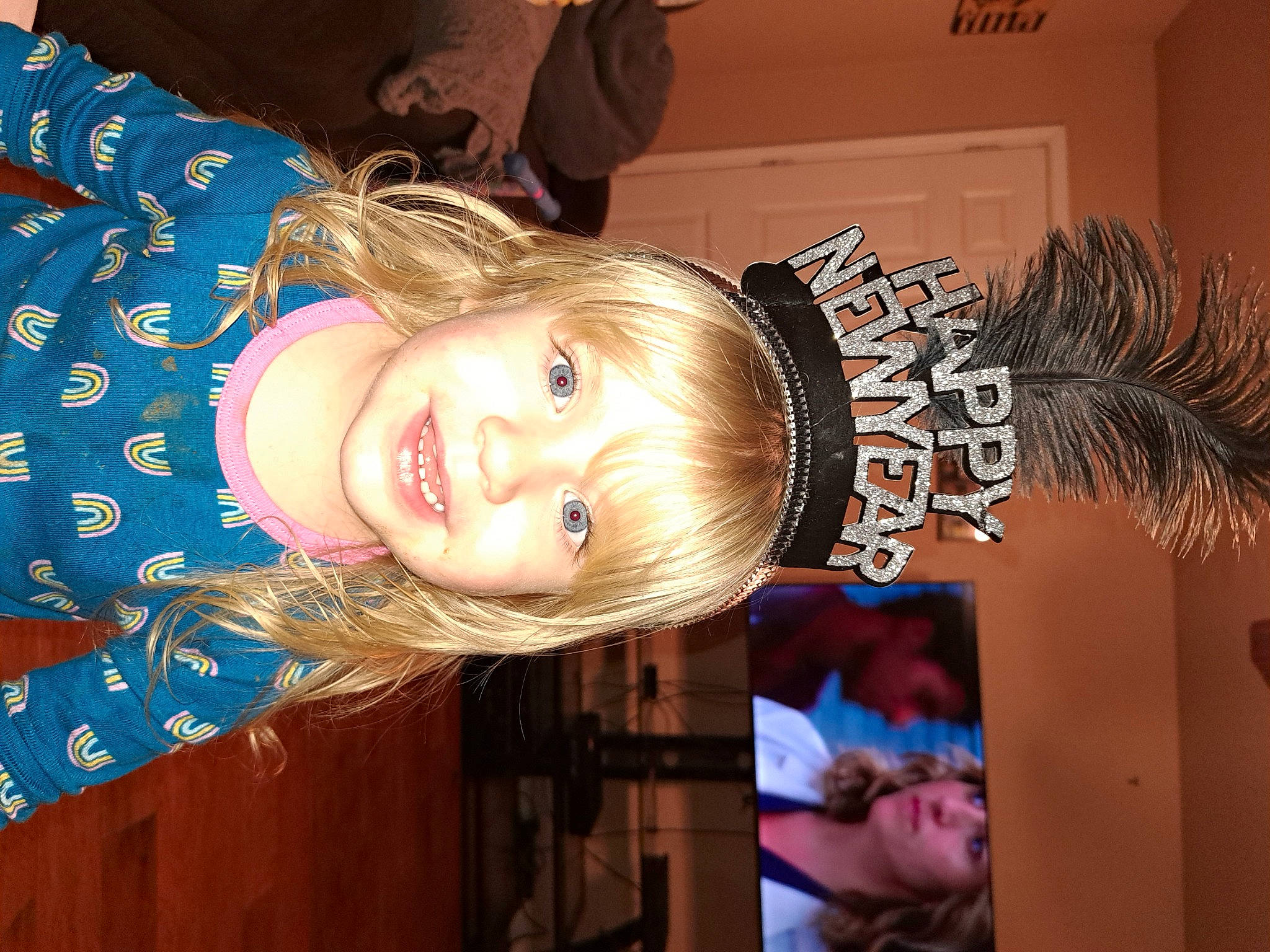 Persephany is registered to the contest to win money with this photo: blond, child, electric_blue, event, facial_expression, fun, hairstyle, happy, headwear, human, joy, person, portrait_photography, smile, toddler