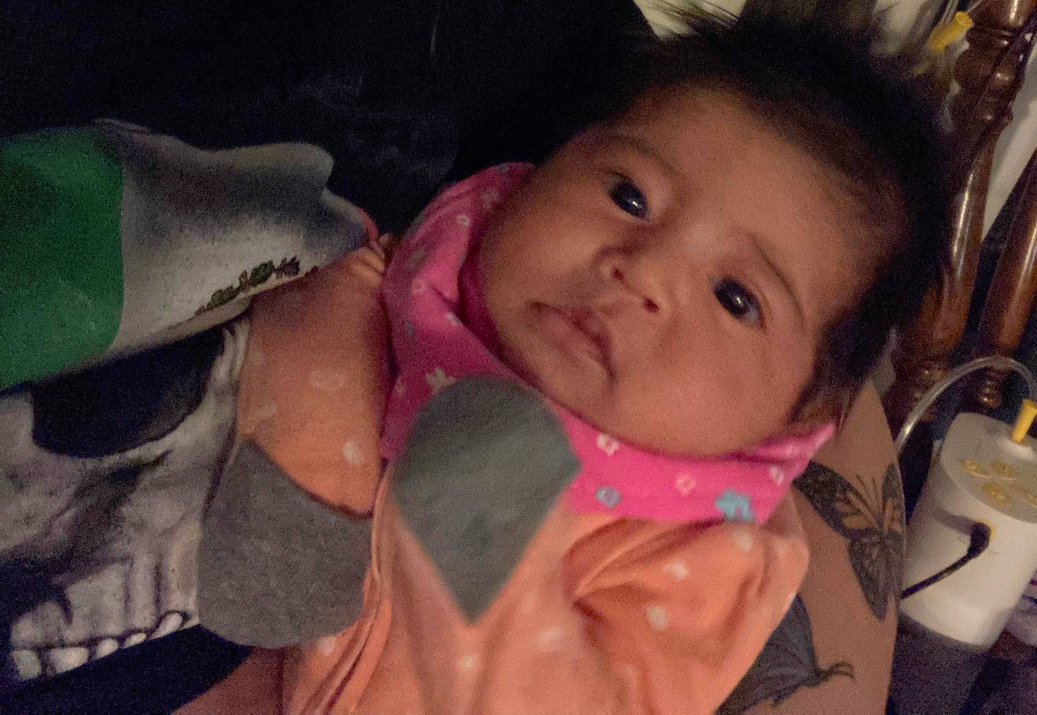 Amariana is registered to the contest to win money with this photo: cheek, chin, cool, ear, eyebrow, eyelash, finger, forehead, happy, head, human_body, jaw, lip, mouth, neck, nose, person, pink, skin, smile