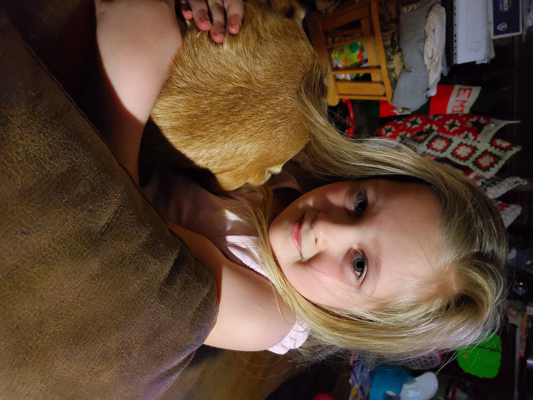 Susan is registered to the contest to win money with this photo: blond, costume_hat, ear, eyebrow, eyelash, fashion_accessory, fawn, fun, fur, happy, hat, headgear, jaw, joy, neck, person, selfie, smile, sun_hat, toddler