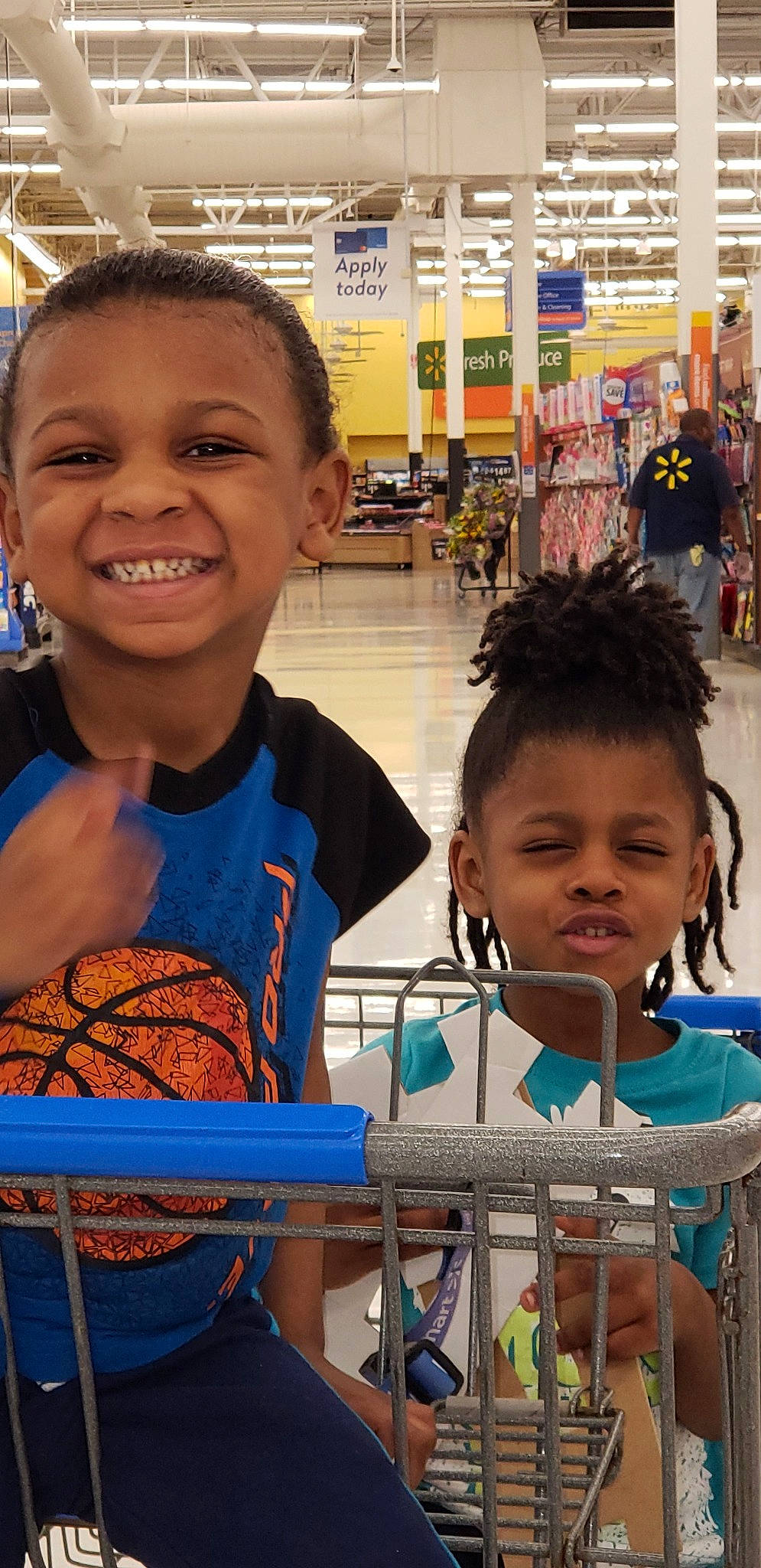 Tyrico is registered to the contest to win money with this photo: child, fun, joy, person, smile, vacation, water