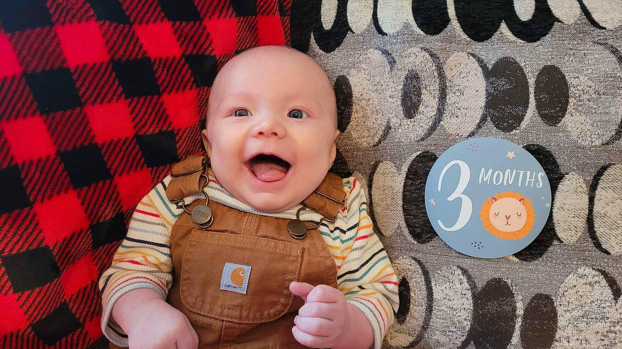 Atlas is registered to the contest to win money with this photo: baby, baby_laughing, baby_toddler_clothing, cheek, cool, eye, flooring, fun, happy, head, headgear, headwear, nose, pattern, people, person, pink, skin, sleeve, smile