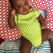 Makhi is registered to the contest to win money with this photo: abdomen, child, fun, girl, infant, pattern, product, skin, sleep, smile, textile, toddler, trunk