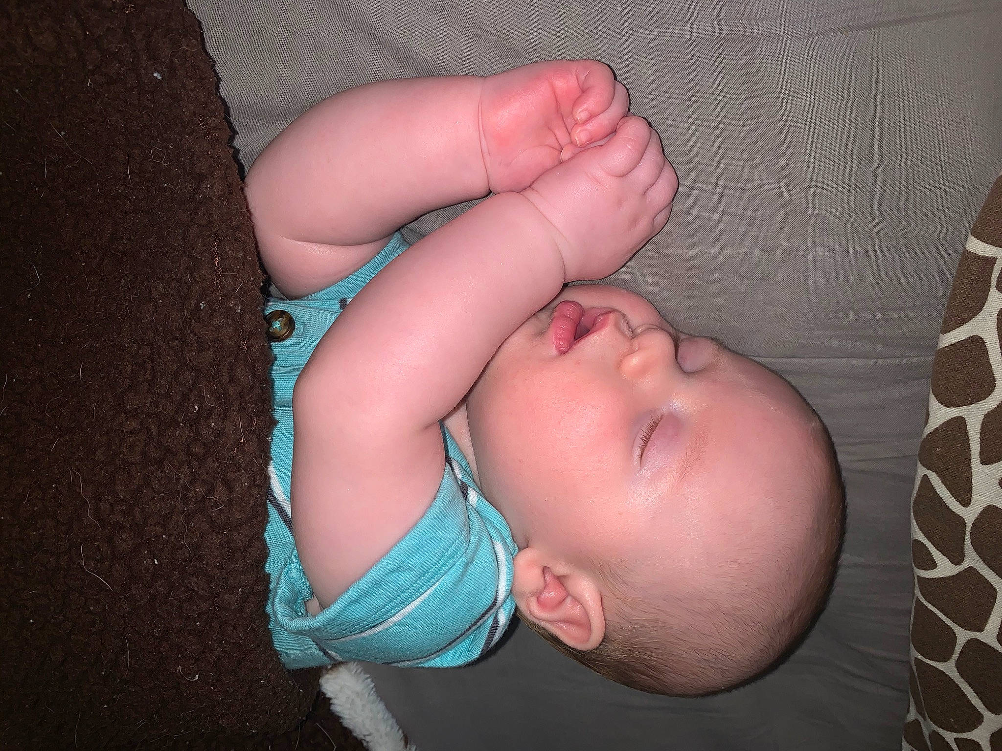 Decker is registered to the contest to win money with this photo: arm, baby, cheek, child, ear, eye, finger, hand, leg, mouth, muscle, nail, nose, person, skin, thumb, toddler, toe