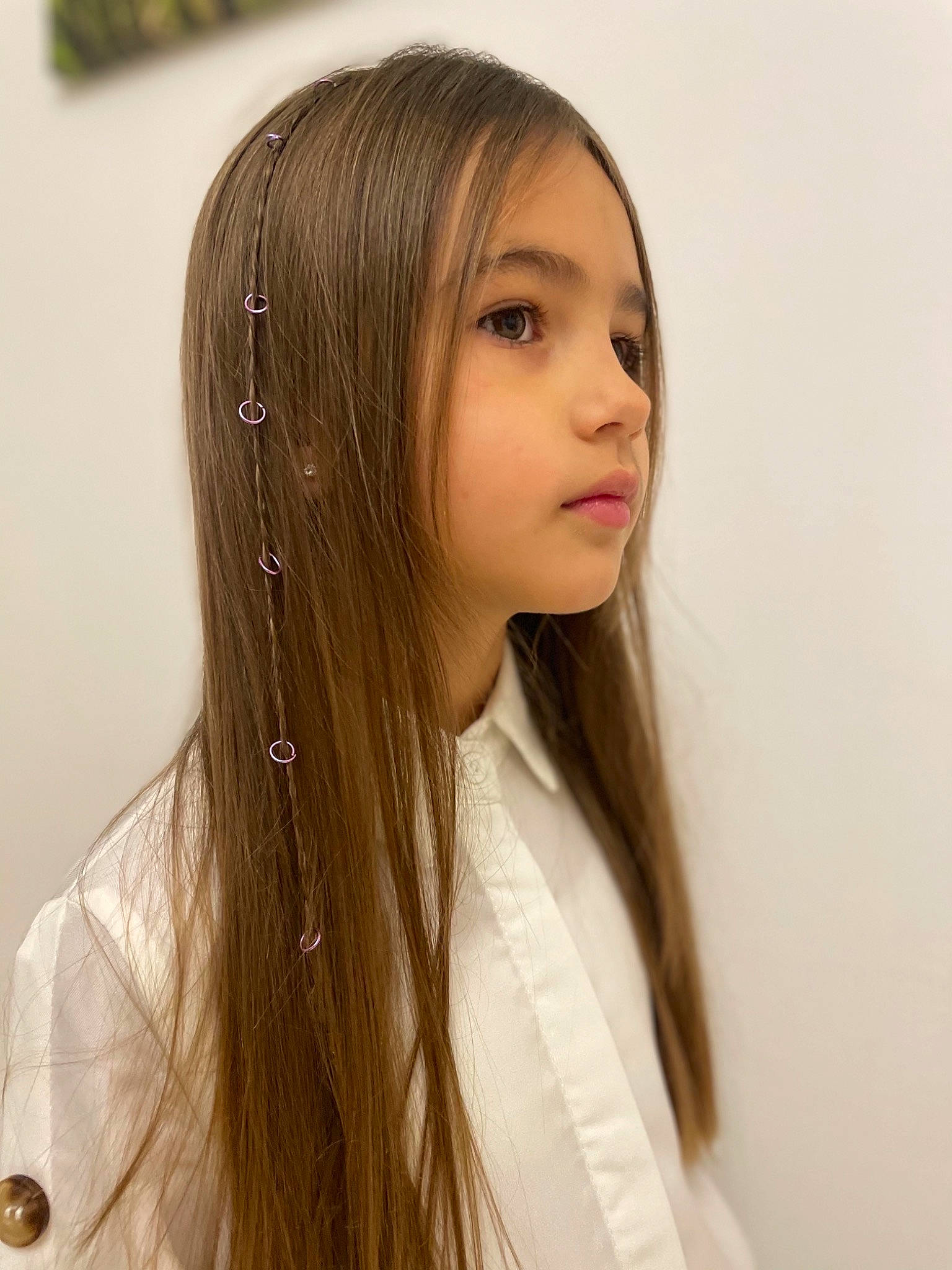 Anastasia a rejoint le concours — aidez-le/la à gagner de superbes lots ! bangs, black_hair, cheek, chin, eyebrow, eyelash, forehead, hair, happy, human_body, iris, jaw, layered_hair, lip, liver, makeover, neck, nose, person, skin