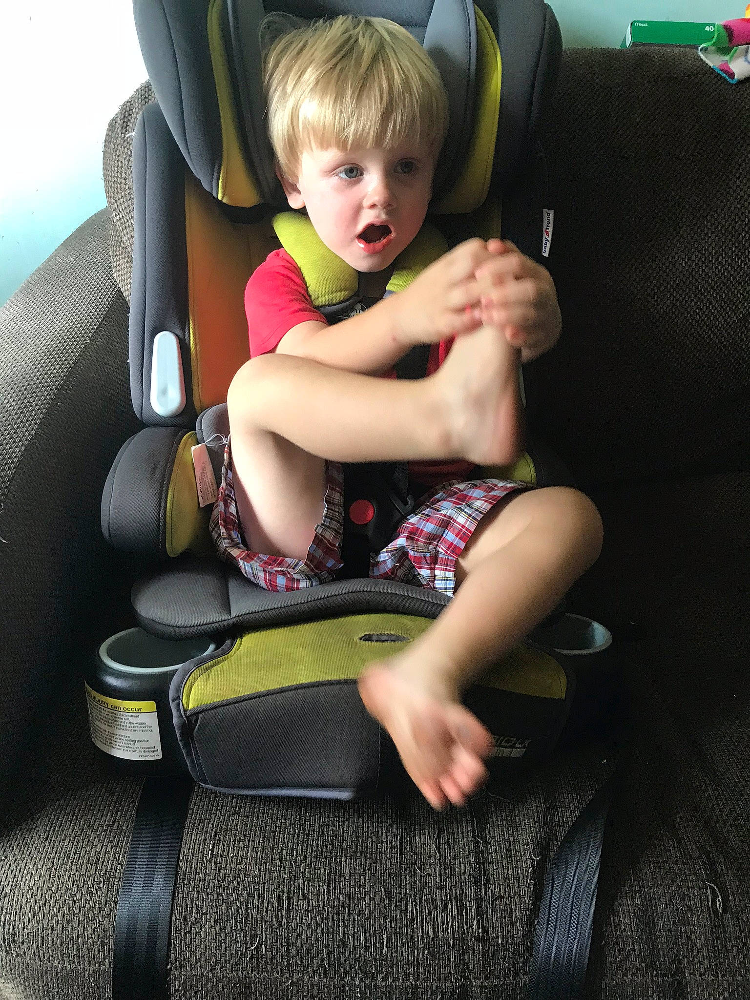 Robert is registered to the contest to win money with this photo: auto_part, baby, baby_carriage, baby_in_car_seat, car_seat, child, comfort, family_car, leg, person, play, product, seat_belt, sitting, surprise, toddler