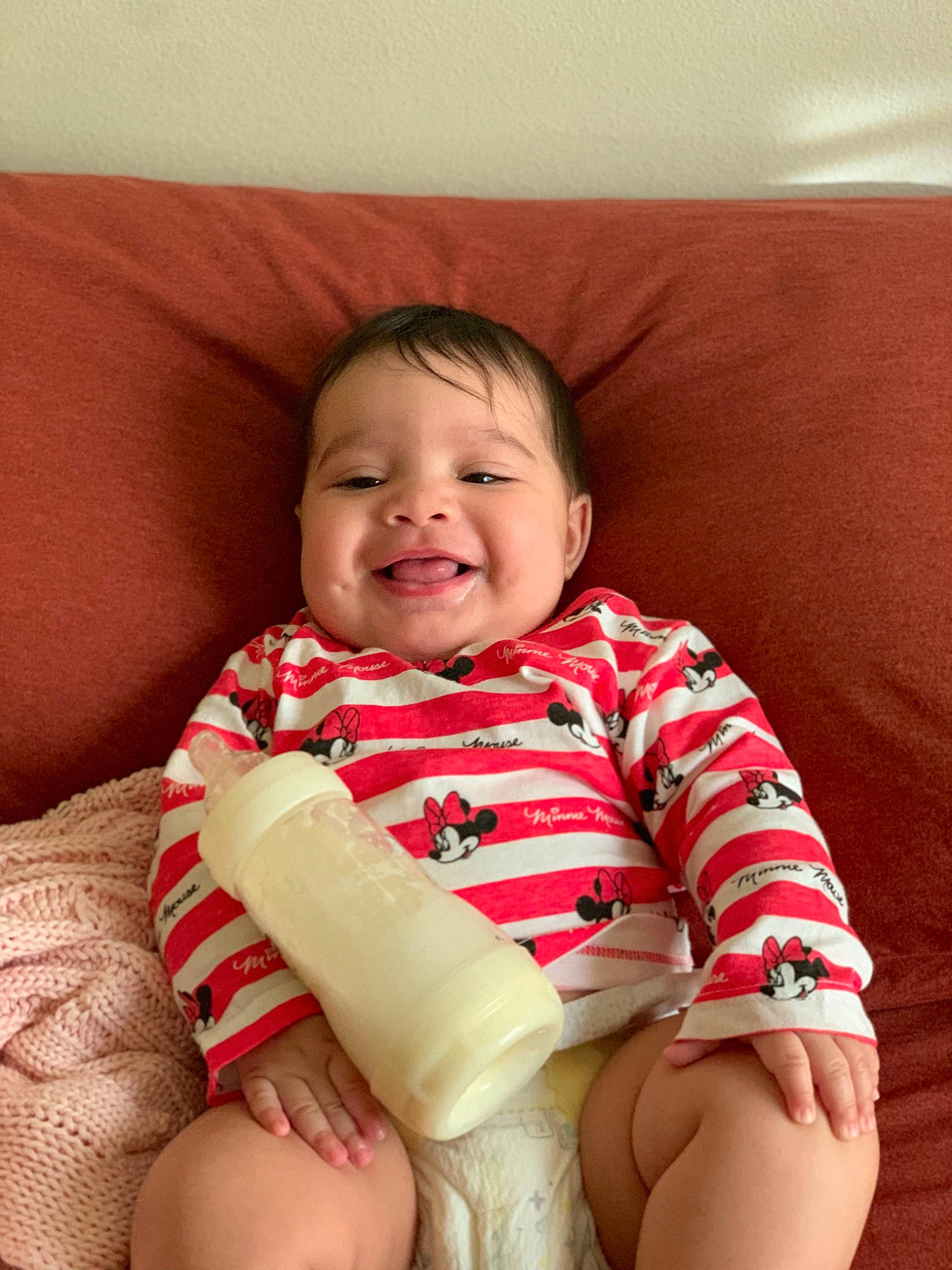 Moon Jade is registered to the contest to win money with this photo: baby, baby_toddler_clothing, cheek, chin, comfort, eye, finger, hairstyle, head, joy, knee, leg, mouth, organ, person, shoulder, skin, sleeve, smile, stomach