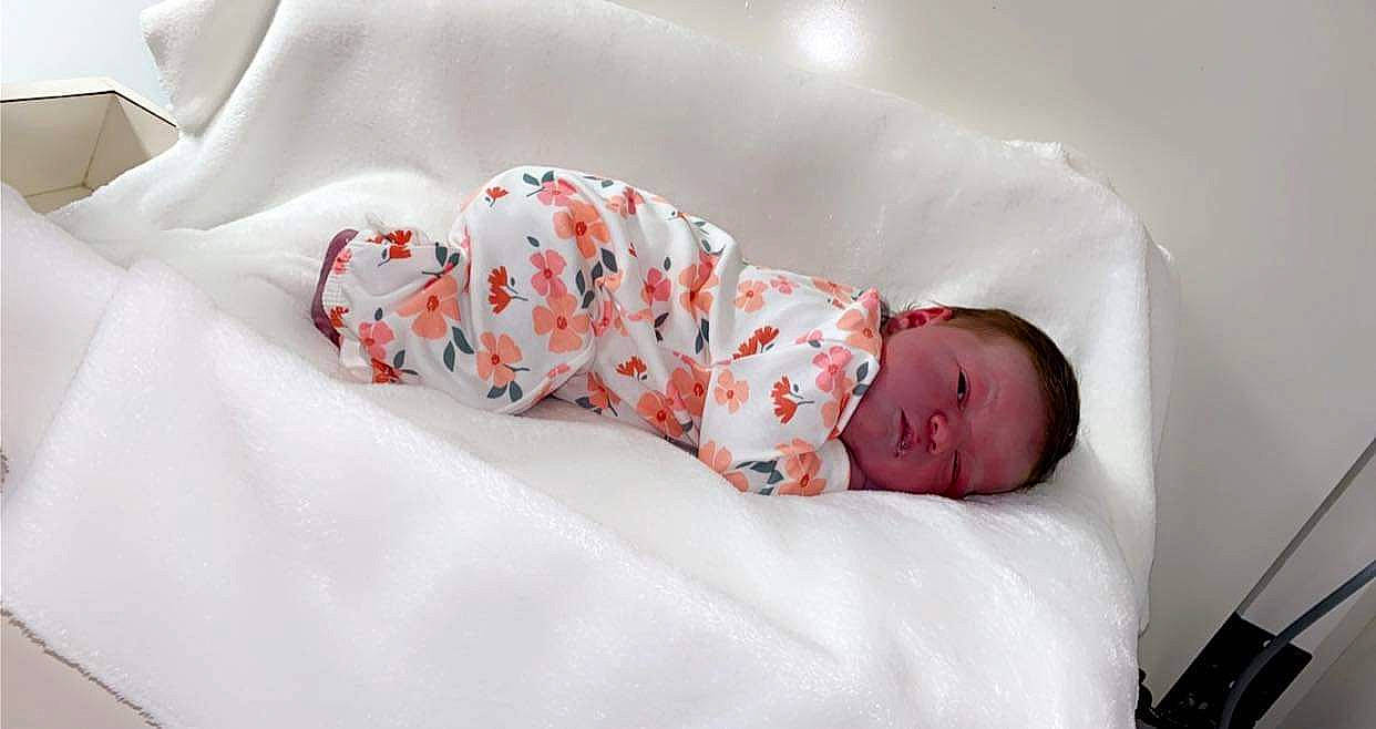 Alizah is registered to the contest to win money with this photo: arm, baby, baby_sleeping, baby_toddler_clothing, bedding, bedtime, carmine, child, collar, comfort, fashion_accessory, flesh, linens, nap, pattern, person, portrait_photography, sitting, sleep, sleeve