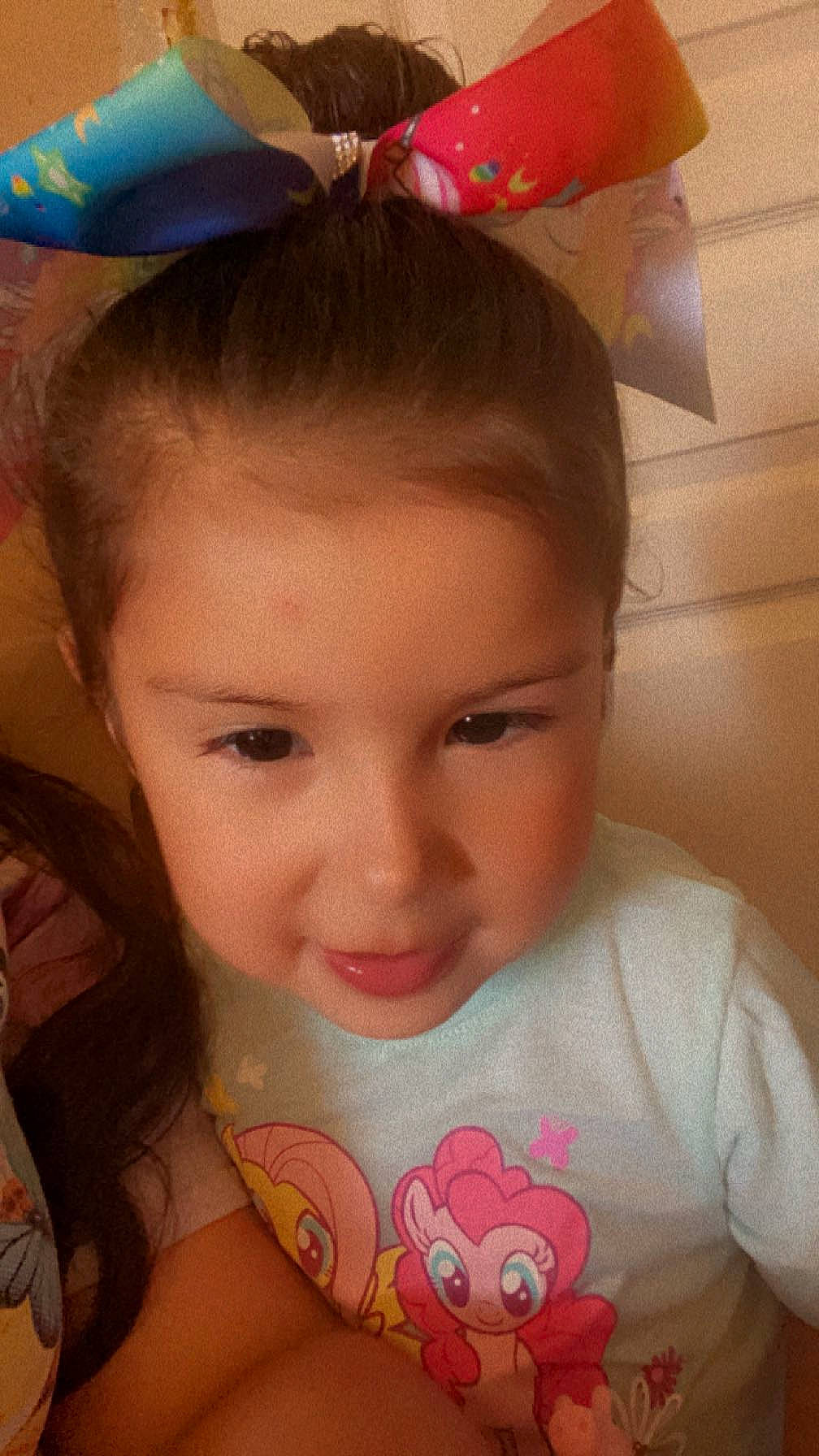 Miah is registered to the contest to win money with this photo: cheek, chin, cool, ear, eye, eyebrow, eyelash, forehead, hairstyle, happy, human_body, iris, joy, lip, mouth, neck, nose, organ, person, pink