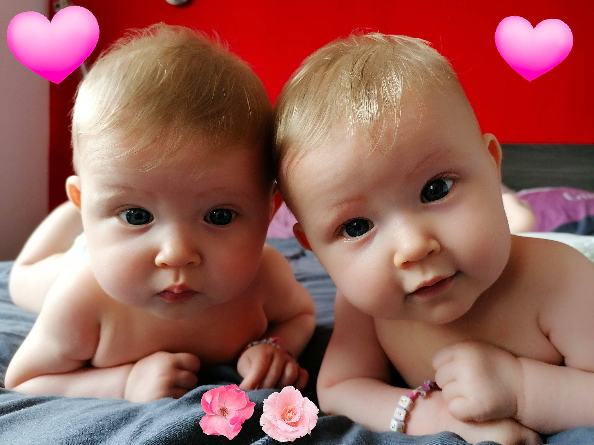 Manon Et Célia a rejoint le concours — aidez-le/la à gagner de superbes lots ! baby, cheek, child, face, happy, head, love, person, photography, pink, sibling, skin, smile, toddler