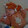 Lyzéa a rejoint le concours — aidez-le/la à gagner de superbes lots ! animal_hat, baby, blanket, child, closed_eyes, cozy, cute, hand, heart_emoji, indoors, infant, newborn, orange_outfit, peaceful, polka_dot, resting, sleeping, soft_fabric, toddler, warm