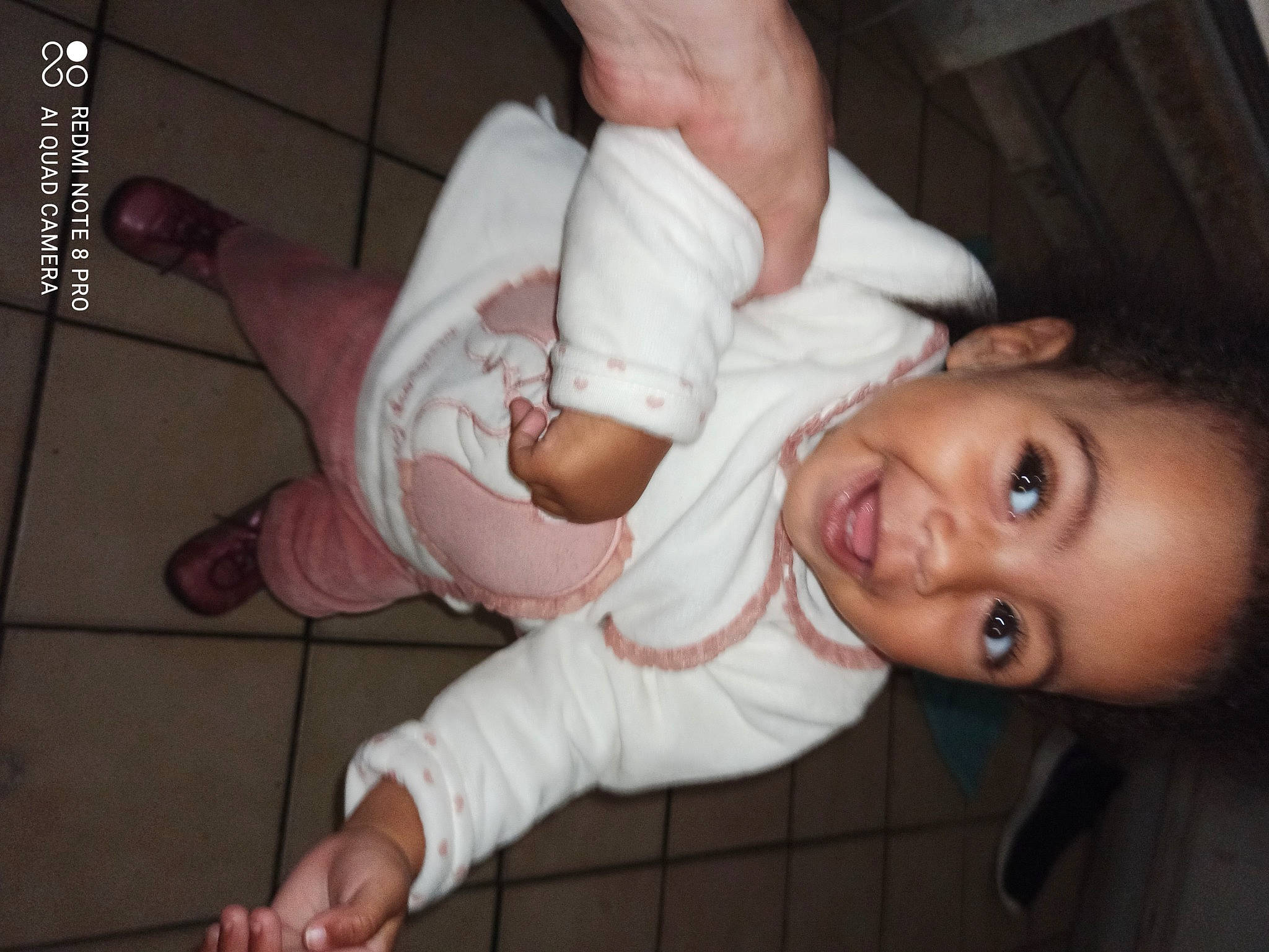 Sayana participe au concours pour gagner de l'argent avec cette photo : child, person