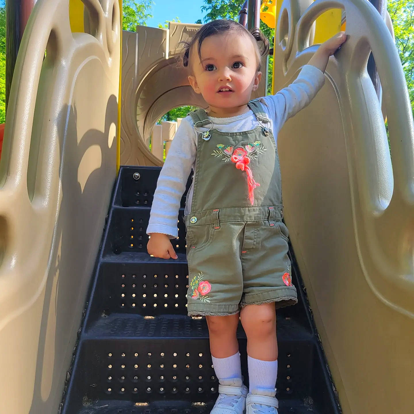 Magnolia is registered to the contest to win money with this photo: automotive_design, baby_toddler_clothing, beauty, child, chute, city, design, fun, human_leg, leisure, outdoor_play_equipment, person, photograph, playground, product, recreation, shorts, snapshot, standing, t_shirt