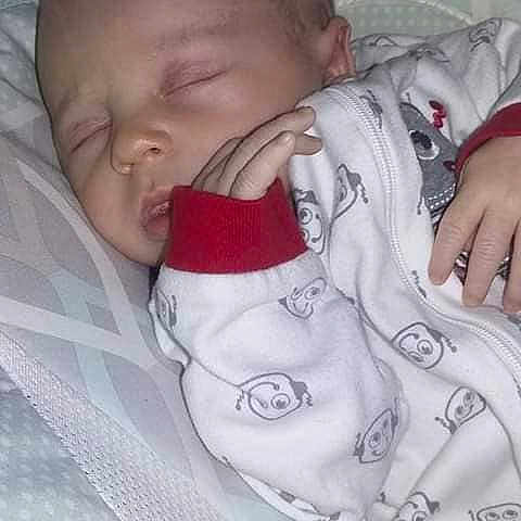 Bently joined the competition — help win amazing prizes! baby, baby_products, baby_safety, baby_sleeping, bedtime, birth, cheek, child, childbirth, comfort, mouth, nap, nose, product, skin, sleep, toddler
