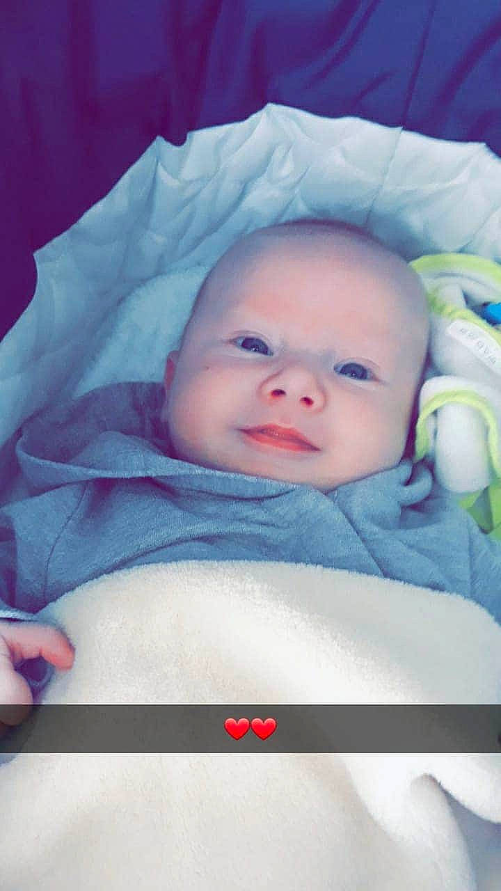 Nalon a rejoint le concours — aidez-le/la à gagner de superbes lots ! baby, baby_products, bedtime, cheek, child, eye, head, infant_bed, lip, nap, nose, person, product, skin, sleep, toddler