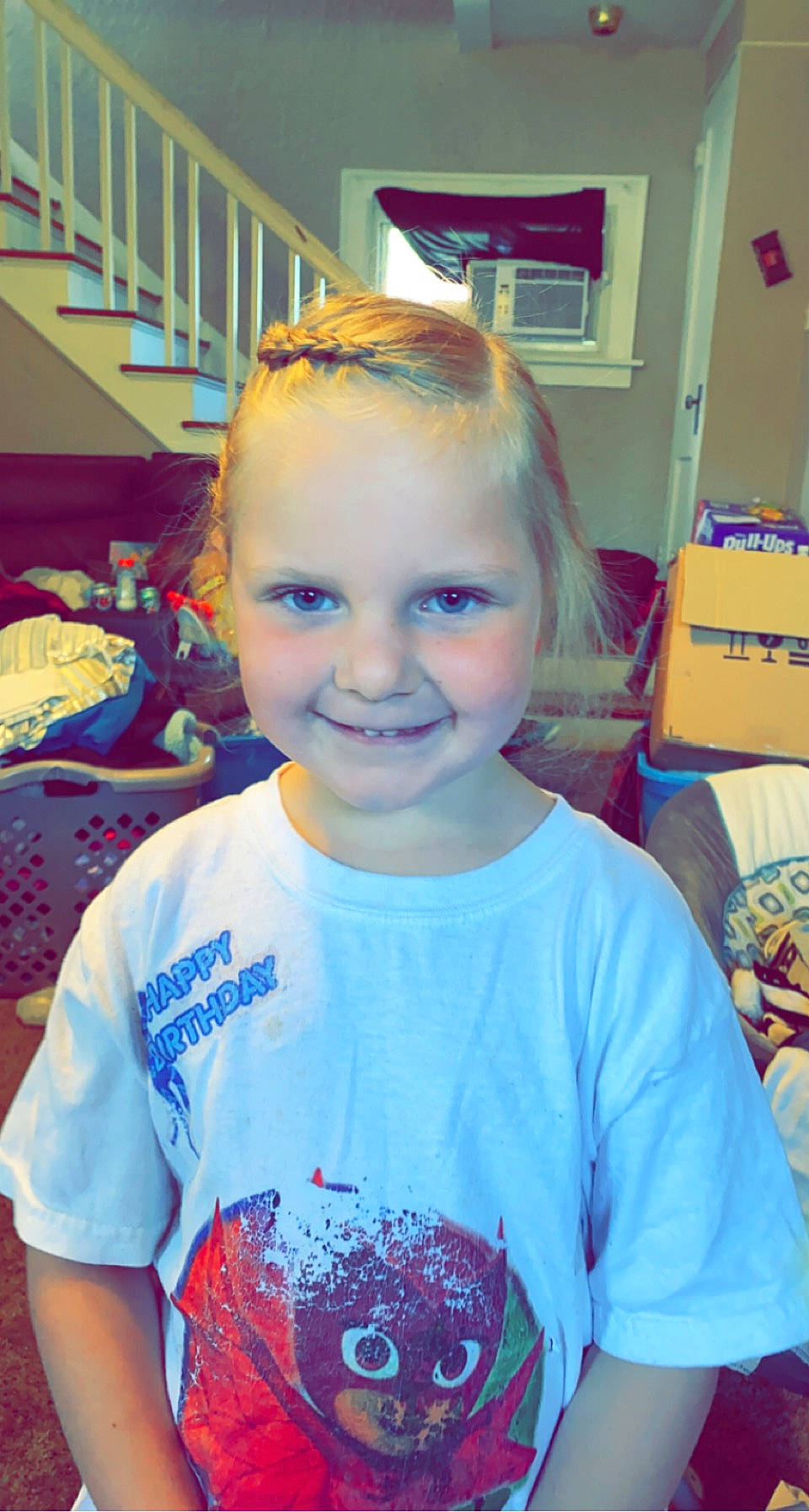 Aubree is registered to the contest to win money with this photo: cheek, child, chin, costume, electric_blue, event, eyewear, fashion_accessory, fun, hair_coloring, happy, iris, joy, kindergarten, mouth, person, play, room, smile, t_shirt