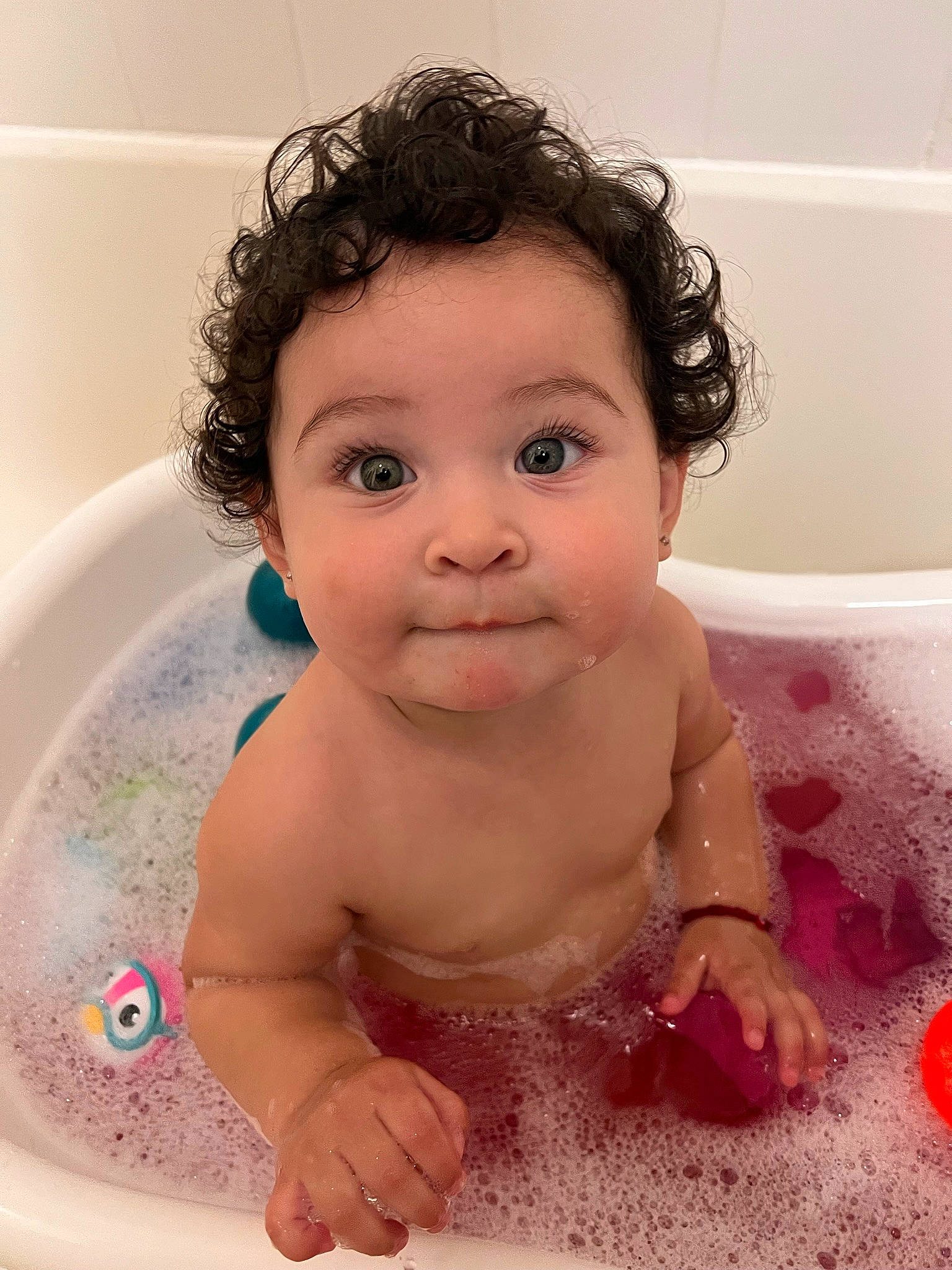 Scarlett Rose is registered to the contest to win money with this photo: baby_bathing, bathing, bathroom, bathtub, cheek, chest, eye, eyelash, fluid, fun, happy, iris, liquid, organ, person, plumbing, plumbing_fixture, skin, thumb, toddler