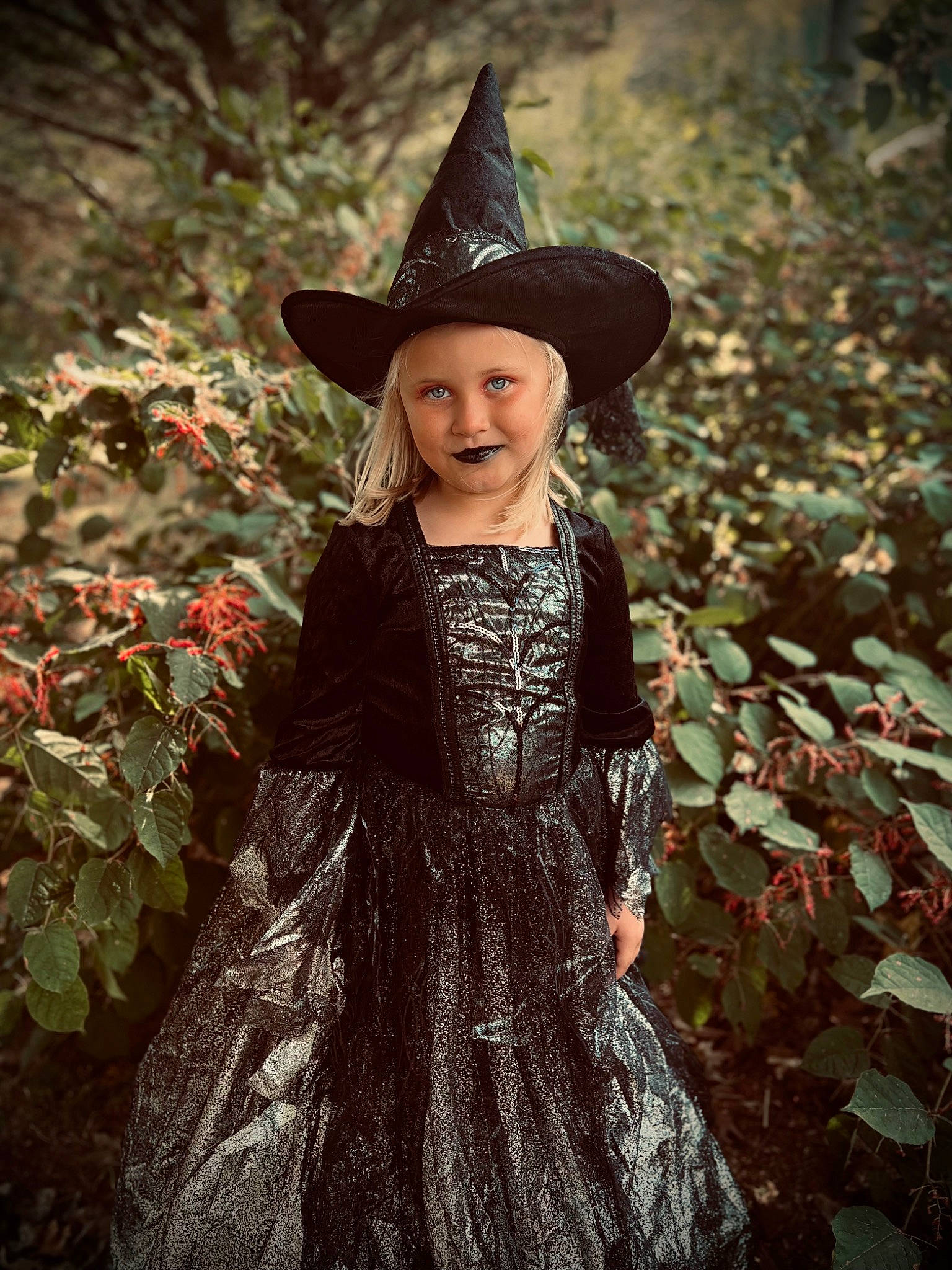 Jacqueline is registered to the contest to win money with this photo: botany, costume_hat, day_dress, dress, embellishment, face, flash_photography, grass, hat, headgear, headwear, one_piece_garment, outerwear, pattern, people_in_nature, person, plant, sleeve, sun_hat, toddler