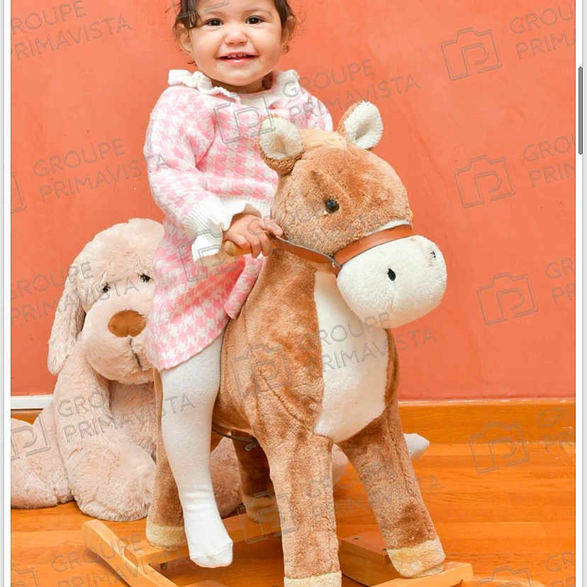 Jannah a rejoint le concours — aidez-le/la à gagner de superbes lots ! baby, bathroom, bed, clothing, face, furniture, happy, hardwood, head, pants, person, photography, plush, portrait, rockingchair, sitting, smile, teddybear, toy, wood