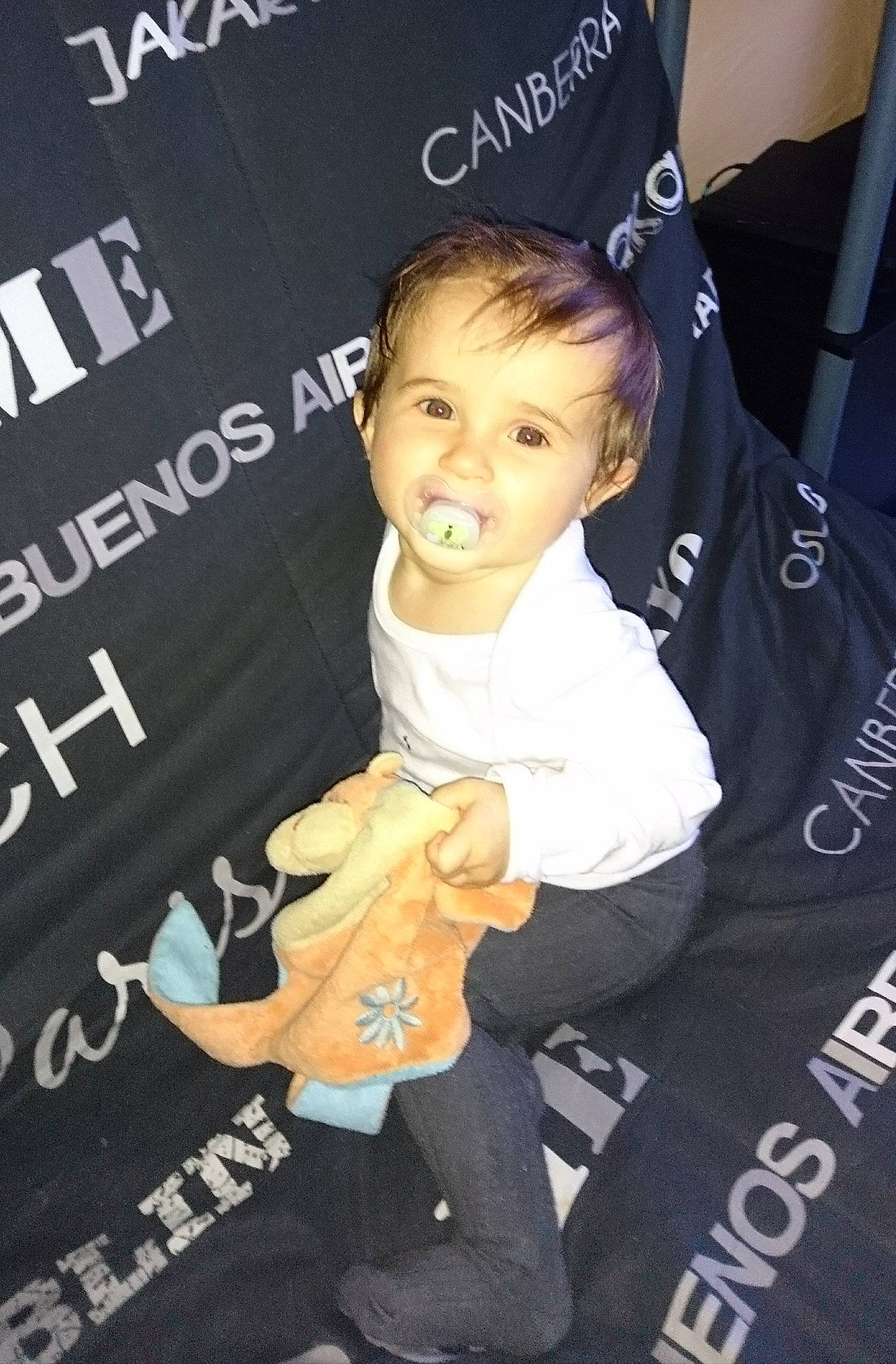 Beverly participe au concours pour gagner de l'argent avec cette photo : person