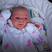 Ebony is registered to the contest to win money with this photo: