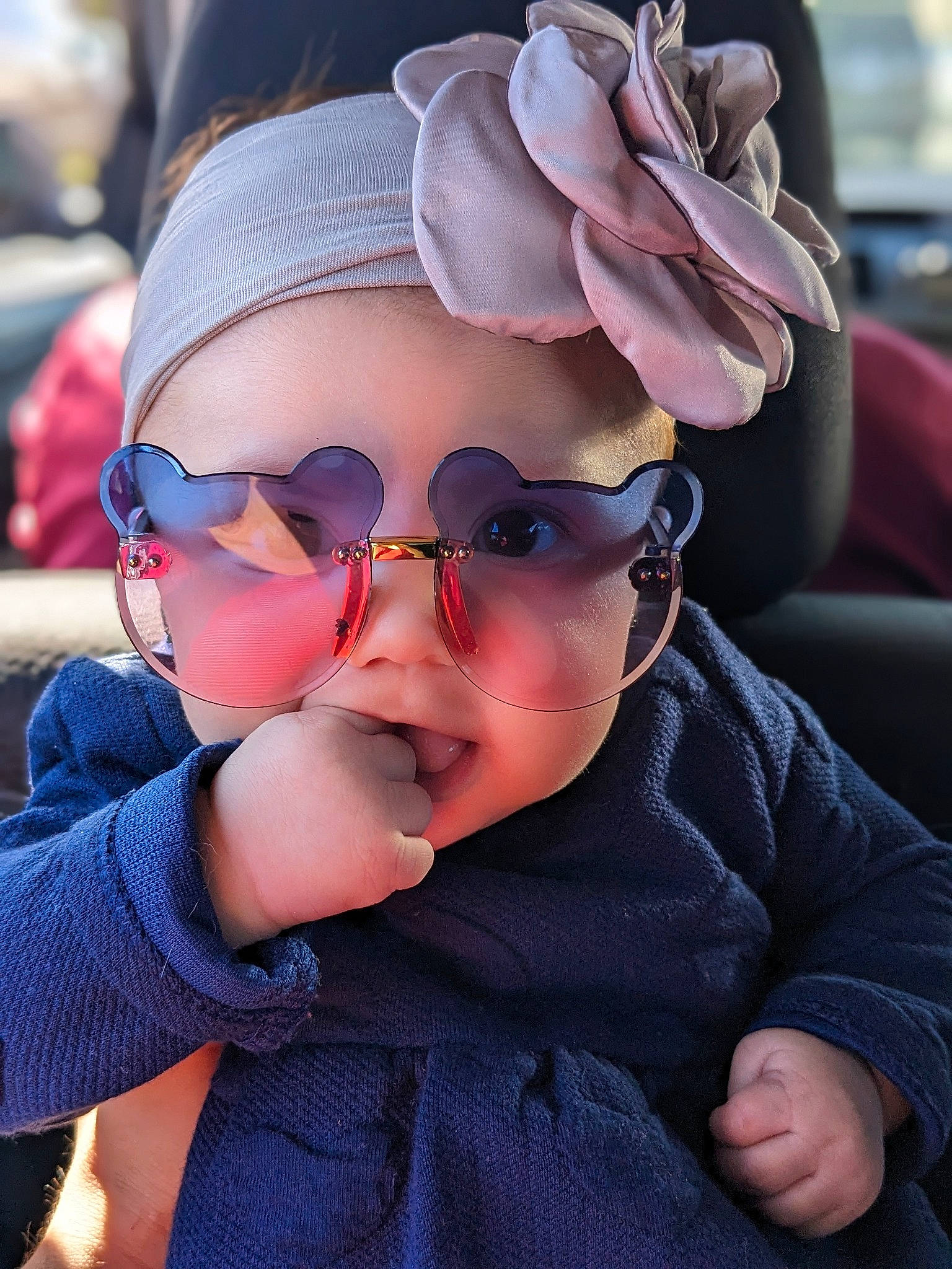 Esmeralda is registered to the contest to win money with this photo: baby, baby_toddler_clothing, cap, child, eyelash, eyewear, fashion_accessory, fun, glasses, goggles, happy, headwear, lip, magenta, person, personal_protective_equipment, pink, purple, sun_hat, sunglasses