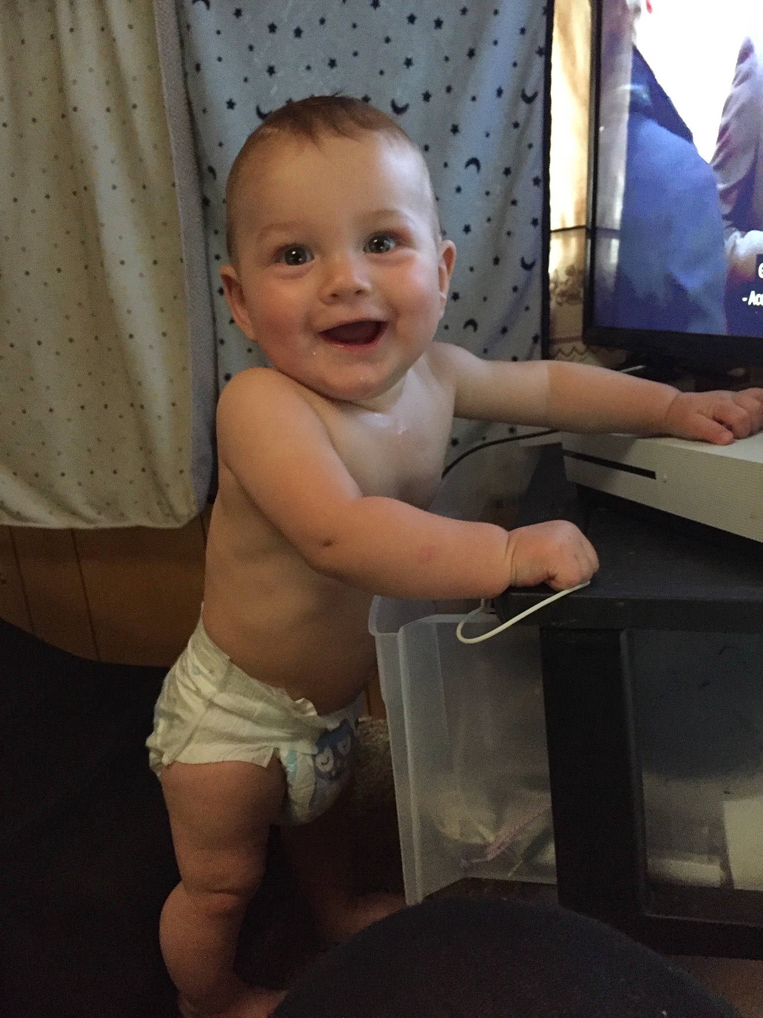 Gerald is registered to the contest to win money with this photo: arm, baby, cheek, child, face, fun, head, joy, muscle, person, skin, smile, toddler