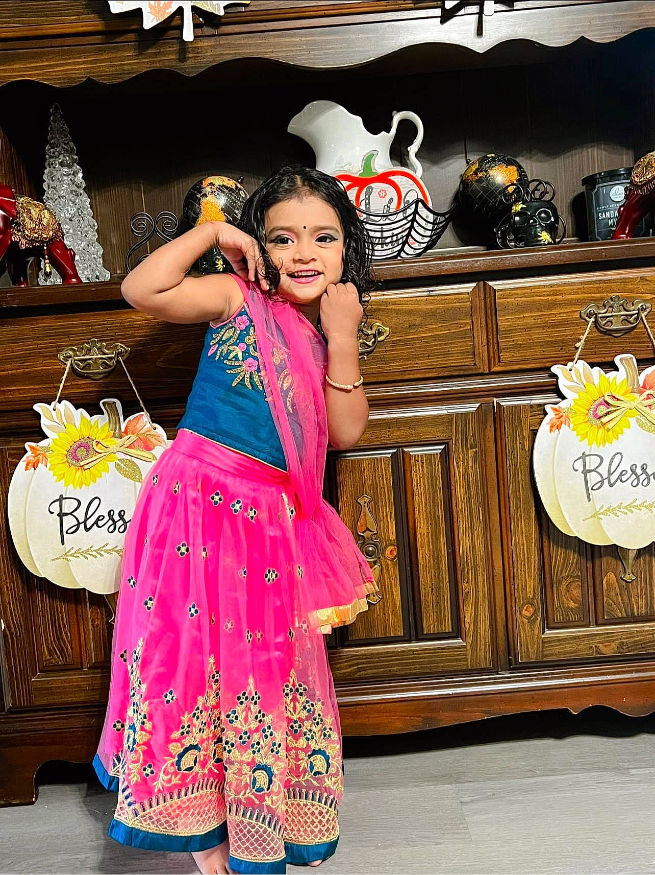 Armani joined the competition — help win amazing prizes! abdomen, child, event, fashion_accessory, fashion_design, flash_photography, formal_wear, fun, happy, human_leg, jewellery, joy, leisure, magenta, pattern, person, pink, shelf, smile, textile