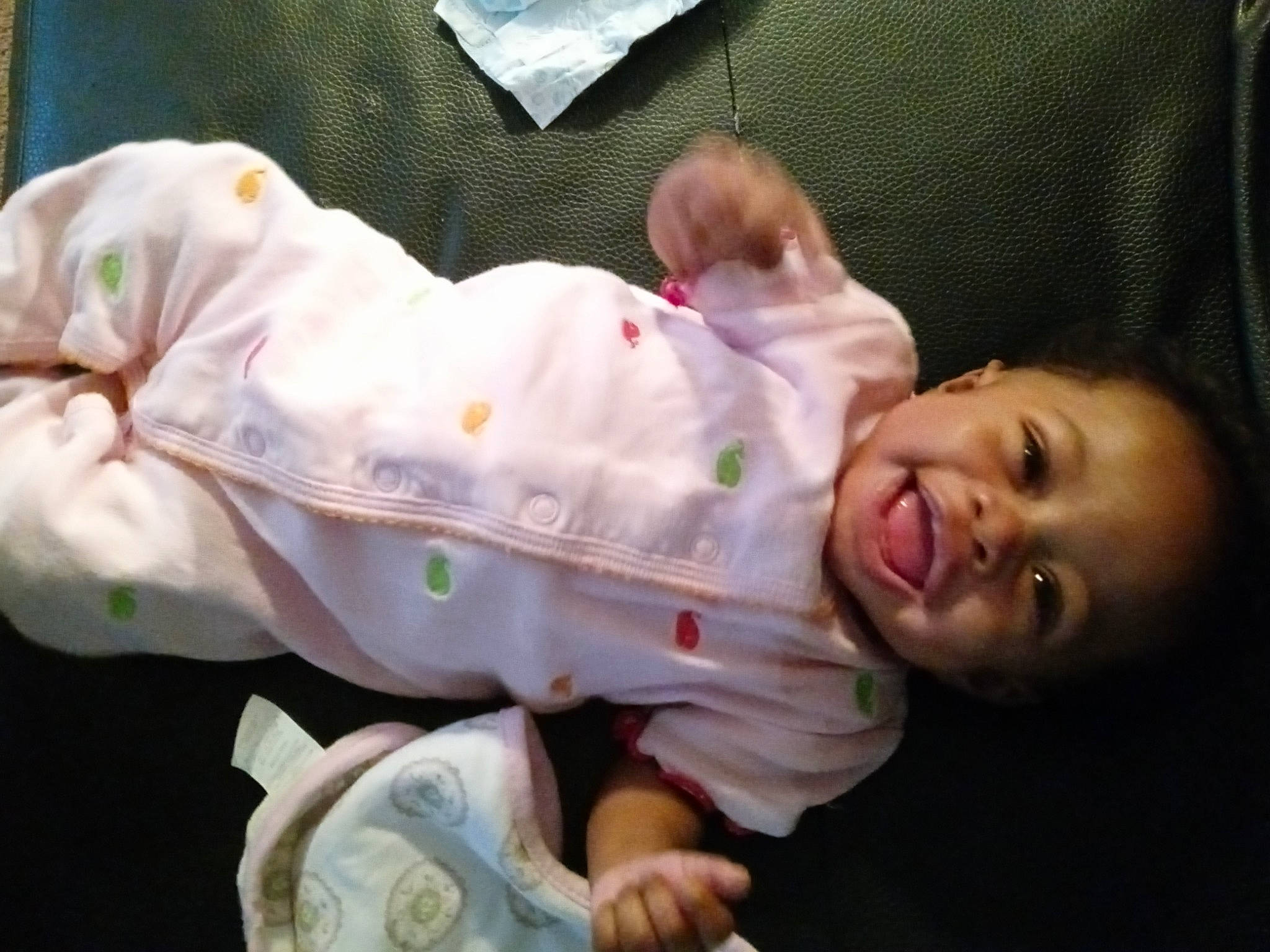 Italy is registered to the contest to win money with this photo: baby, baby_products, baby_toddler_clothing, cheek, child, organ, person, product, skin, sleeve, toddler