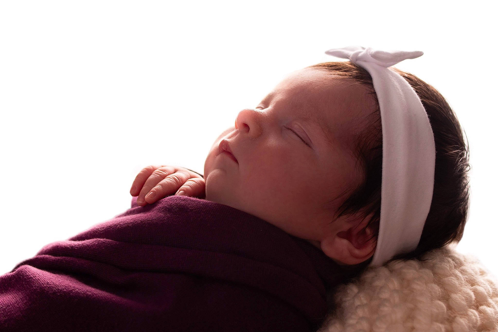 Hina participe au concours pour gagner de l'argent avec cette photo : baby, baby_sleeping, bedtime, cheek, child, comfort, ear, face, head, mouth, nap, neck, nose, person, photography, skin, sleep, toddler